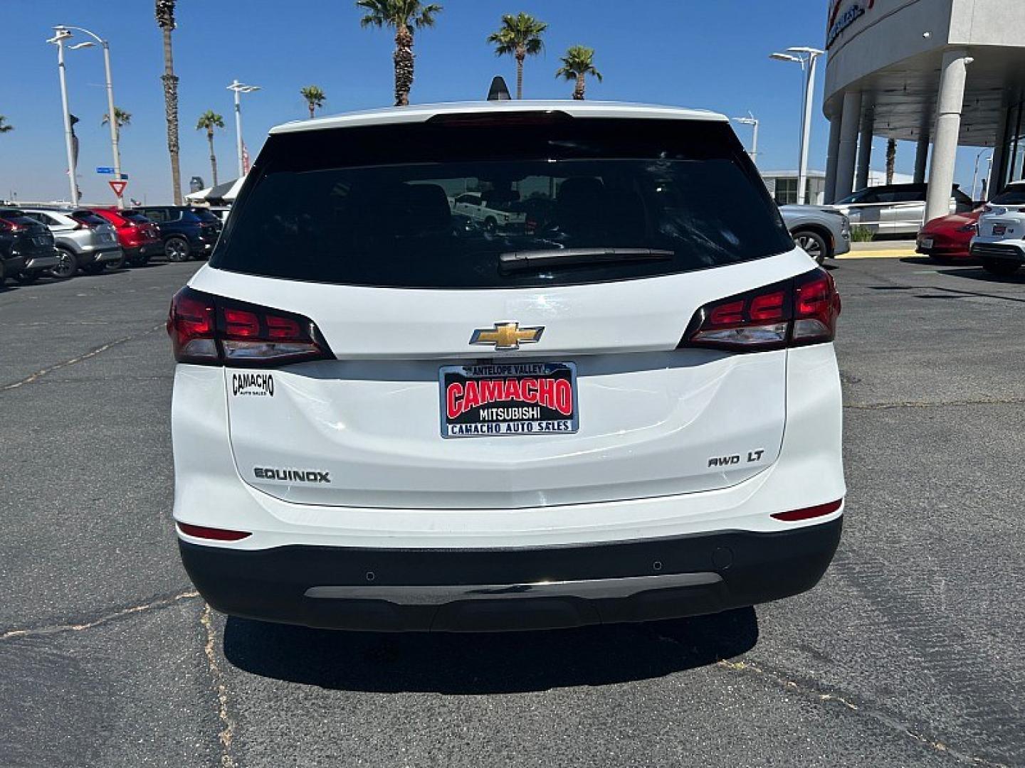 2024 WHITE Chevrolet Equinox (3GNAXUEG4RL) with an 4-Cyl Turbo 1.5 Liter engine, Automatic 6-Spd w/Overdrive transmission, located at 412 Auto Vista Drive, Palmdale, 93551, (661) 945-0620, 34.592636, -118.136681- Photo#3