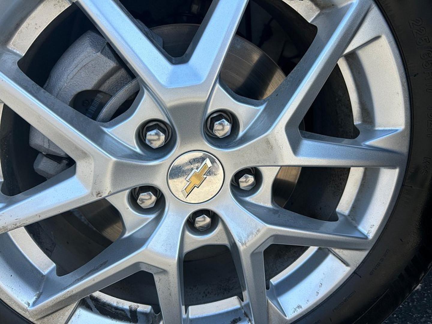 2024 WHITE Chevrolet Equinox (3GNAXUEG4RL) with an 4-Cyl Turbo 1.5 Liter engine, Automatic 6-Spd w/Overdrive transmission, located at 412 Auto Vista Drive, Palmdale, 93551, (661) 945-0620, 34.592636, -118.136681- Photo#9