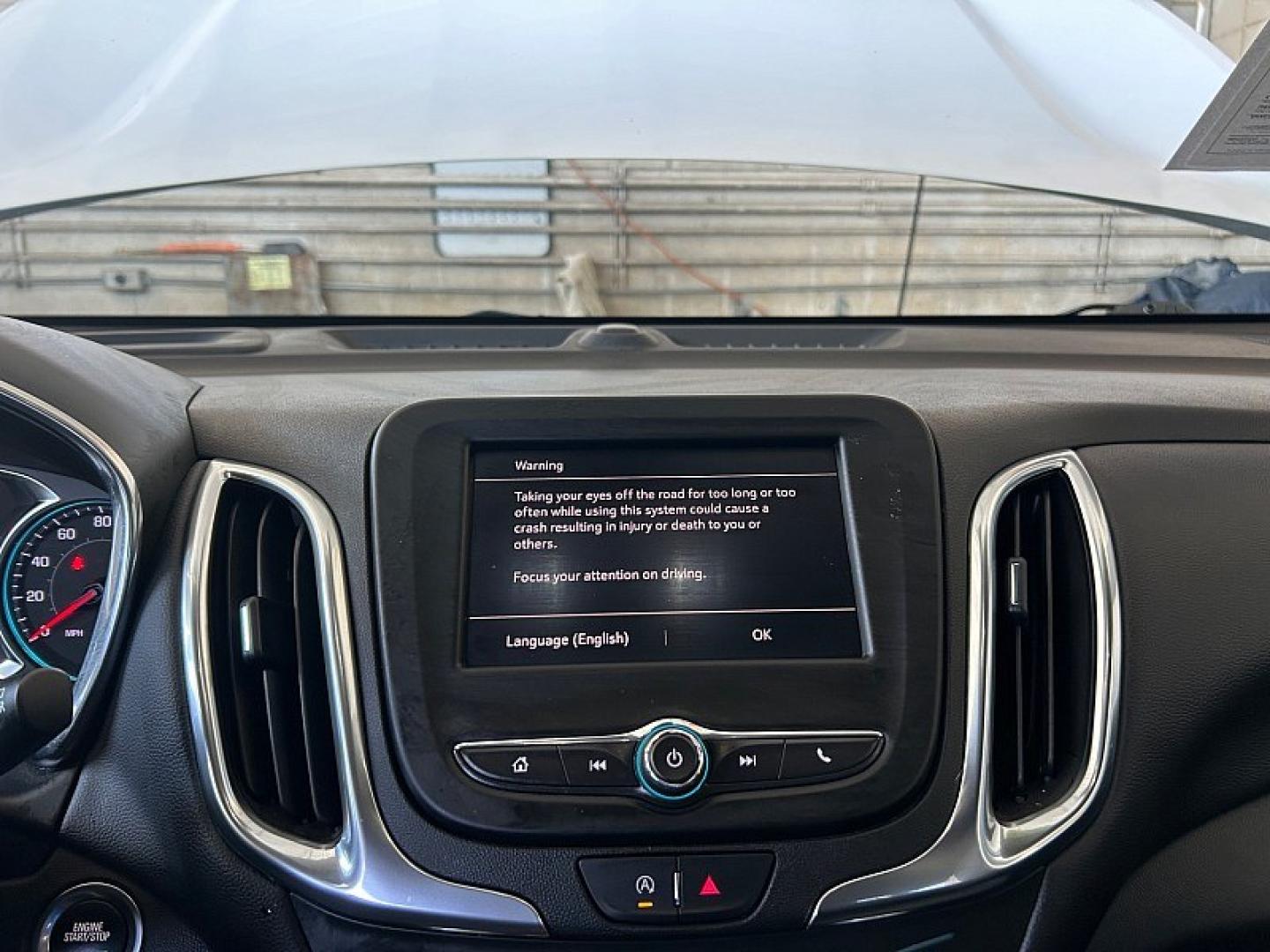 2024 WHITE Chevrolet Equinox (3GNAXUEG4RL) with an 4-Cyl Turbo 1.5 Liter engine, Automatic 6-Spd w/Overdrive transmission, located at 412 Auto Vista Drive, Palmdale, 93551, (661) 945-0620, 34.592636, -118.136681- Photo#20