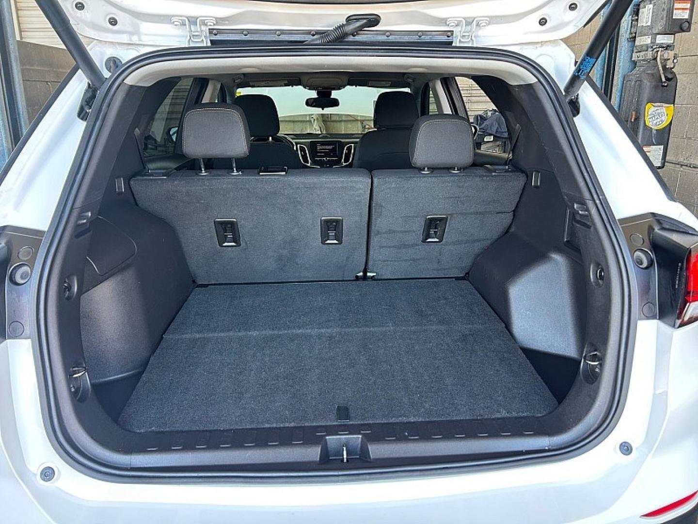 2024 WHITE Chevrolet Equinox (3GNAXUEG4RL) with an 4-Cyl Turbo 1.5 Liter engine, Automatic 6-Spd w/Overdrive transmission, located at 412 Auto Vista Drive, Palmdale, 93551, (661) 945-0620, 34.592636, -118.136681- Photo#29