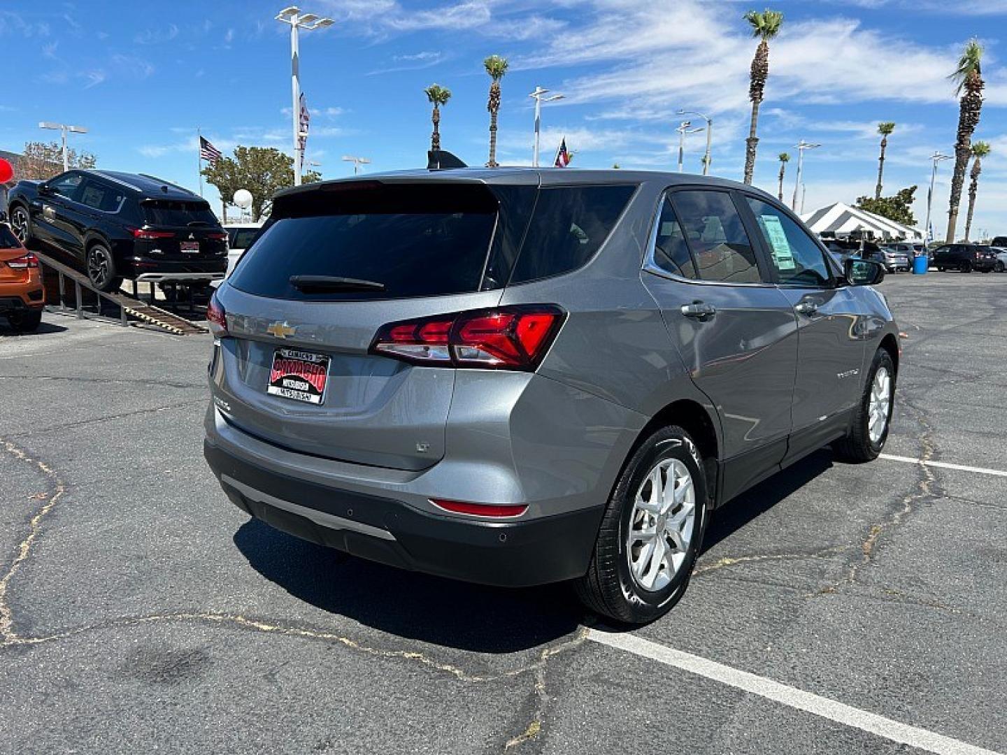 2024 Chevrolet Equinox (3GNAXKEG9RL) with an 4-Cyl Turbo 1.5 Liter engine, Automatic 6-Spd w/Overdrive transmission, located at 412 Auto Vista Drive, Palmdale, 93551, (661) 945-0620, 34.592636, -118.136681- Photo#10