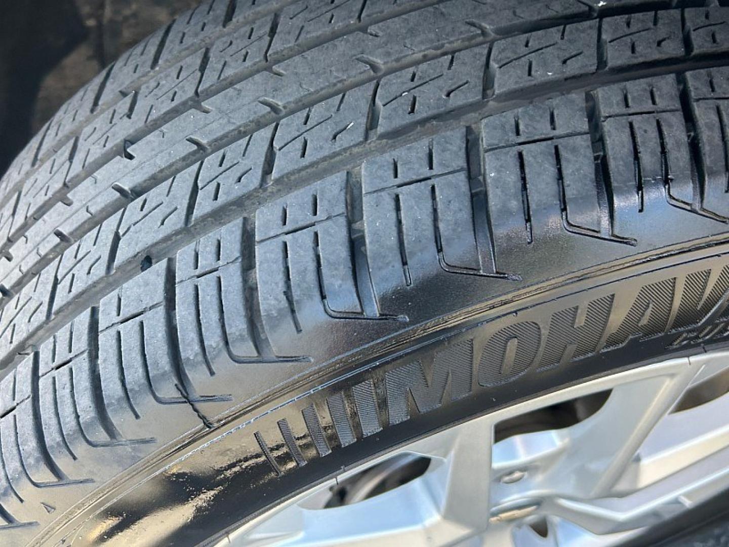 2024 Chevrolet Equinox (3GNAXKEG9RL) with an 4-Cyl Turbo 1.5 Liter engine, Automatic 6-Spd w/Overdrive transmission, located at 412 Auto Vista Drive, Palmdale, 93551, (661) 945-0620, 34.592636, -118.136681- Photo#14