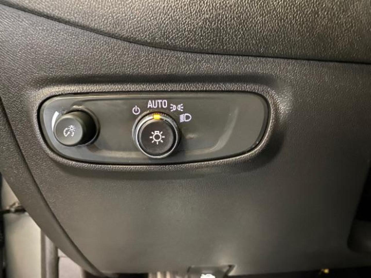 2024 GRAY Chevrolet Equinox (3GNAXKEG1RS) with an 4-Cyl Turbo 1.5 Liter engine, Automatic 6-Spd w/Overdrive transmission, located at 412 Auto Vista Drive, Palmdale, 93551, (661) 945-0620, 34.592636, -118.136681 - Photo#27
