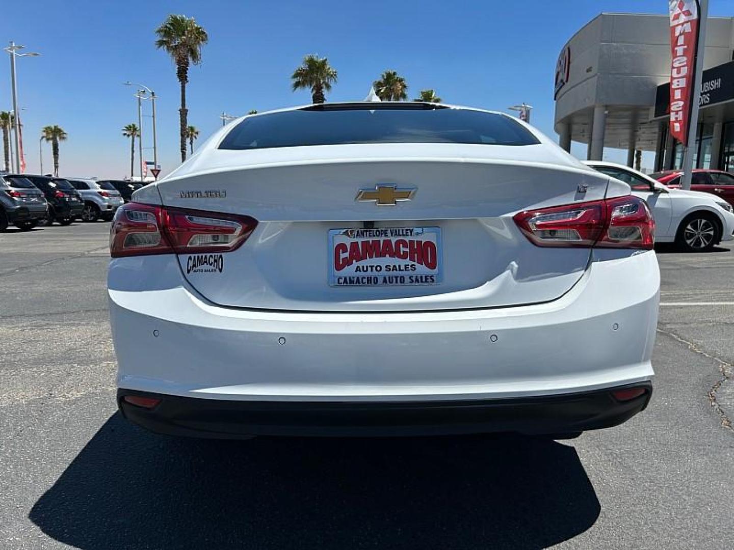 2024 WHITE Chevrolet Malibu (1G1ZE5ST5RF) with an 4-Cyl Turbo 1.5 Liter engine, Automatic CVT transmission, located at 412 Auto Vista Drive, Palmdale, 93551, (661) 945-0620, 34.592636, -118.136681 - Photo#2