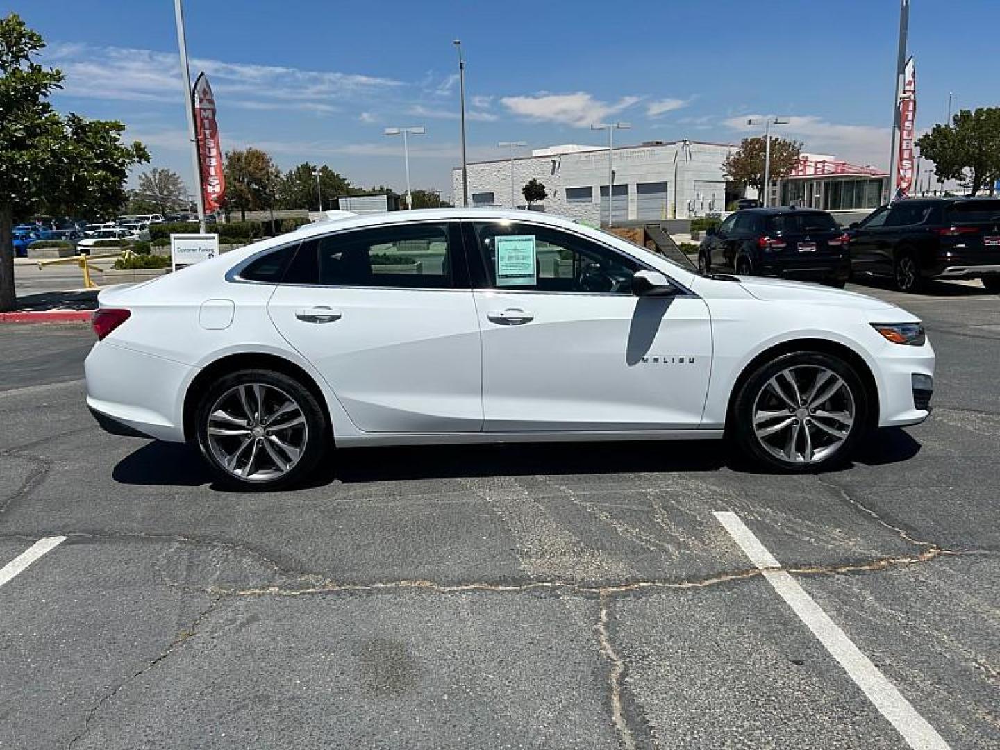 2024 WHITE Chevrolet Malibu (1G1ZE5ST5RF) with an 4-Cyl Turbo 1.5 Liter engine, Automatic CVT transmission, located at 412 Auto Vista Drive, Palmdale, 93551, (661) 945-0620, 34.592636, -118.136681 - Photo#9
