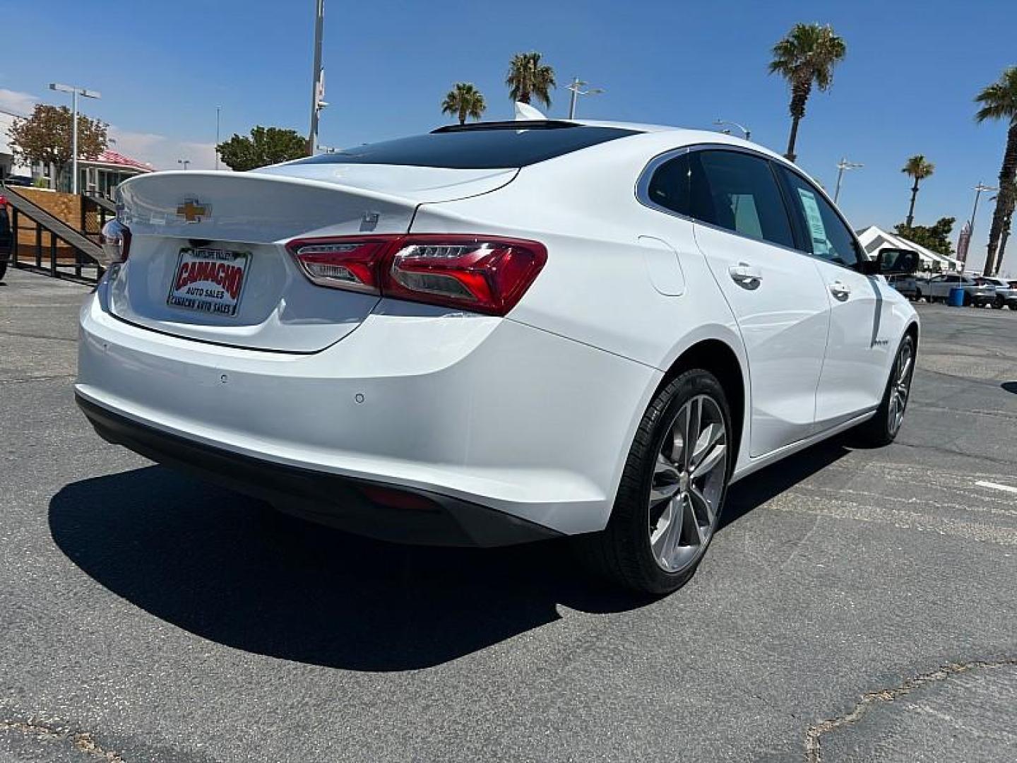 2024 WHITE Chevrolet Malibu (1G1ZE5ST5RF) with an 4-Cyl Turbo 1.5 Liter engine, Automatic CVT transmission, located at 412 Auto Vista Drive, Palmdale, 93551, (661) 945-0620, 34.592636, -118.136681 - Photo#10