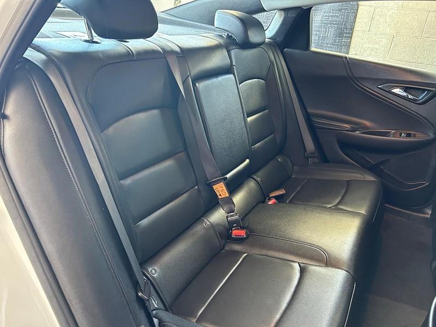 2024 WHITE Chevrolet Malibu (1G1ZE5ST5RF) with an 4-Cyl Turbo 1.5 Liter engine, Automatic CVT transmission, located at 412 Auto Vista Drive, Palmdale, 93551, (661) 945-0620, 34.592636, -118.136681 - Photo#27