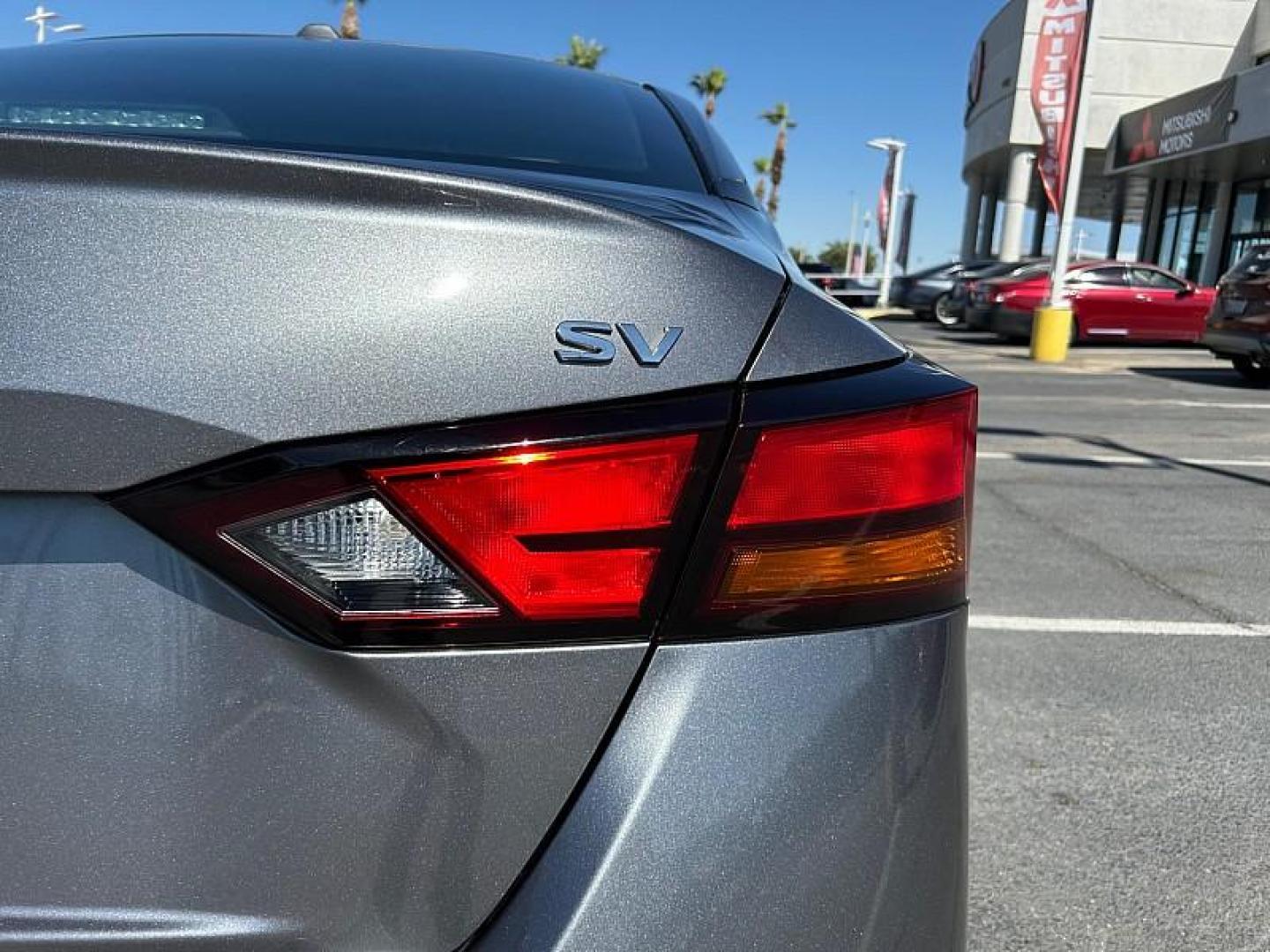 2024 WHITE Chevrolet Malibu (1G1ZD5ST7RF) with an 4-Cyl Turbo 1.5 Liter engine, Automatic CVT transmission, located at 412 Auto Vista Drive, Palmdale, 93551, (661) 945-0620, 34.592636, -118.136681 - Photo#10