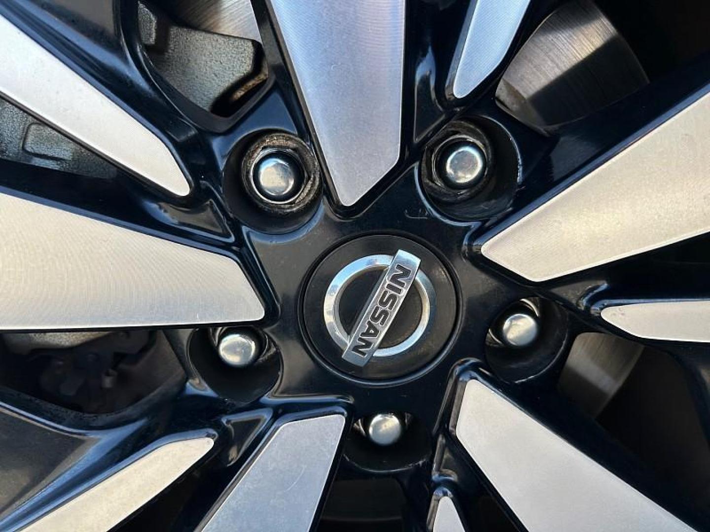 2024 WHITE Chevrolet Malibu (1G1ZD5ST7RF) with an 4-Cyl Turbo 1.5 Liter engine, Automatic CVT transmission, located at 412 Auto Vista Drive, Palmdale, 93551, (661) 945-0620, 34.592636, -118.136681 - Photo#13