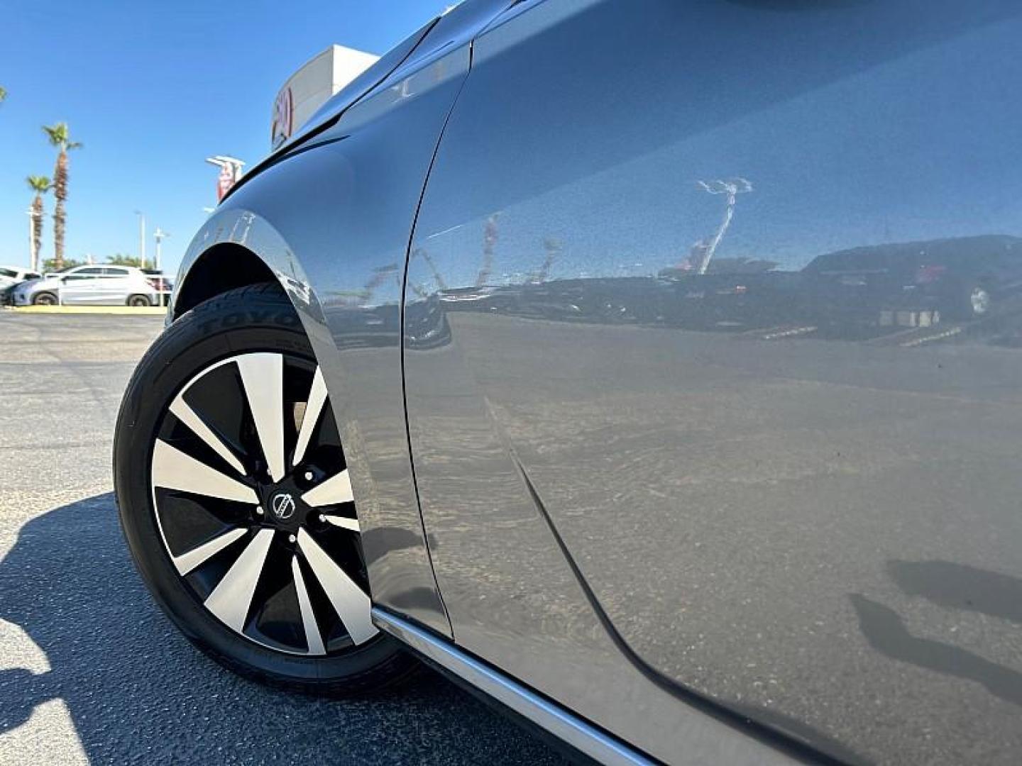 2024 WHITE Chevrolet Malibu (1G1ZD5ST7RF) with an 4-Cyl Turbo 1.5 Liter engine, Automatic CVT transmission, located at 412 Auto Vista Drive, Palmdale, 93551, (661) 945-0620, 34.592636, -118.136681 - Photo#14