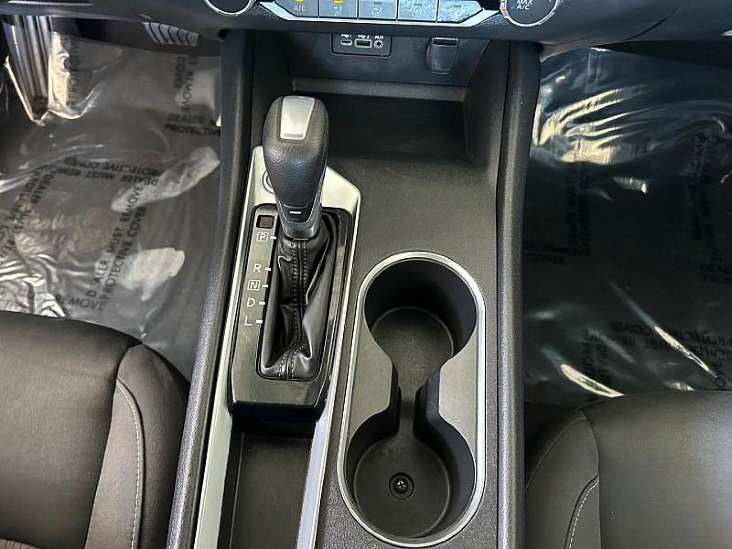 2024 WHITE Chevrolet Malibu (1G1ZD5ST7RF) with an 4-Cyl Turbo 1.5 Liter engine, Automatic CVT transmission, located at 412 Auto Vista Drive, Palmdale, 93551, (661) 945-0620, 34.592636, -118.136681 - Photo#19