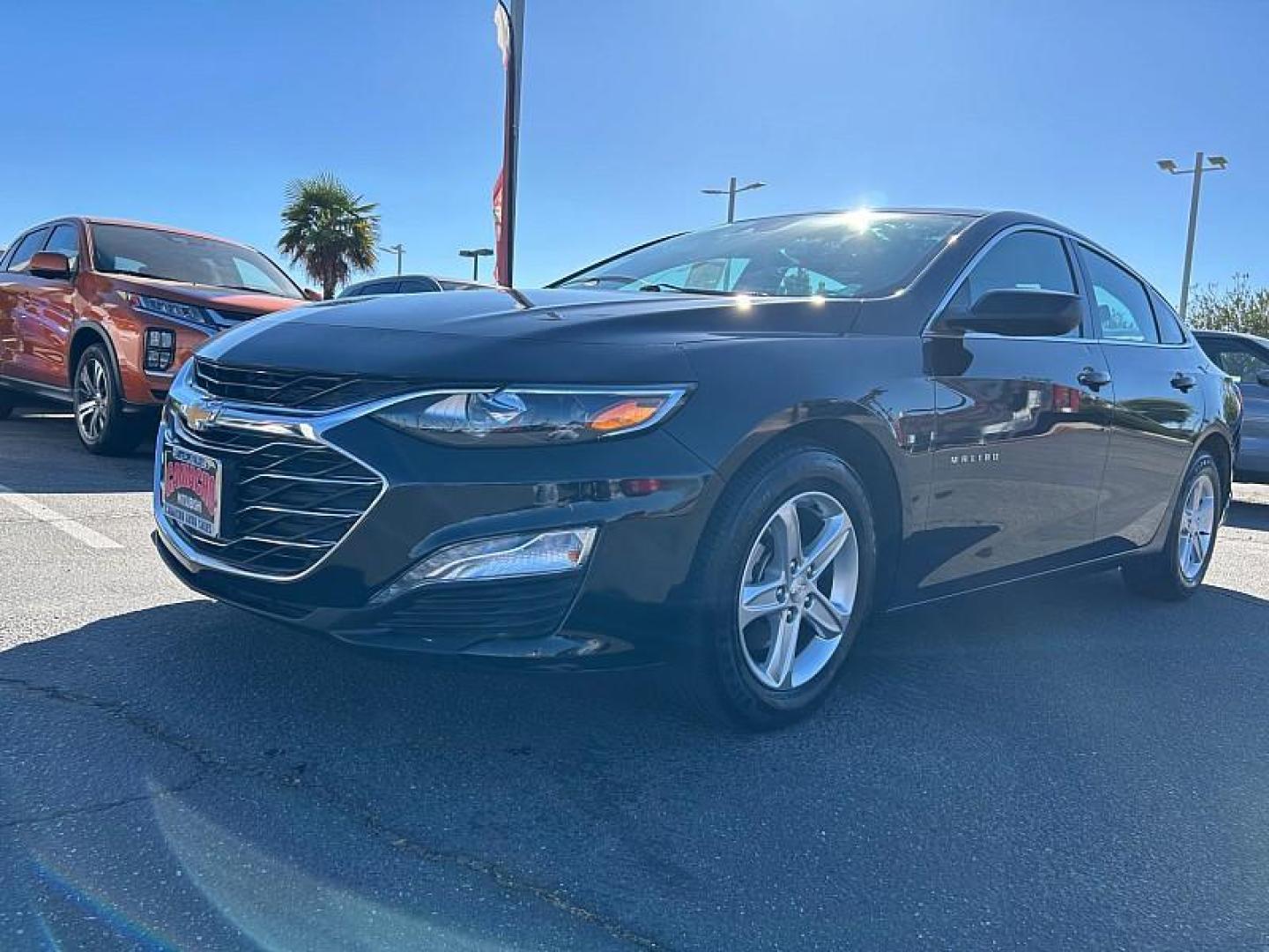 2024 BLACK Chevrolet Malibu (1G1ZD5ST5RF) with an 4-Cyl Turbo 1.5 Liter engine, Automatic CVT transmission, located at 412 Auto Vista Drive, Palmdale, 93551, (661) 945-0620, 34.592636, -118.136681 - Photo#3