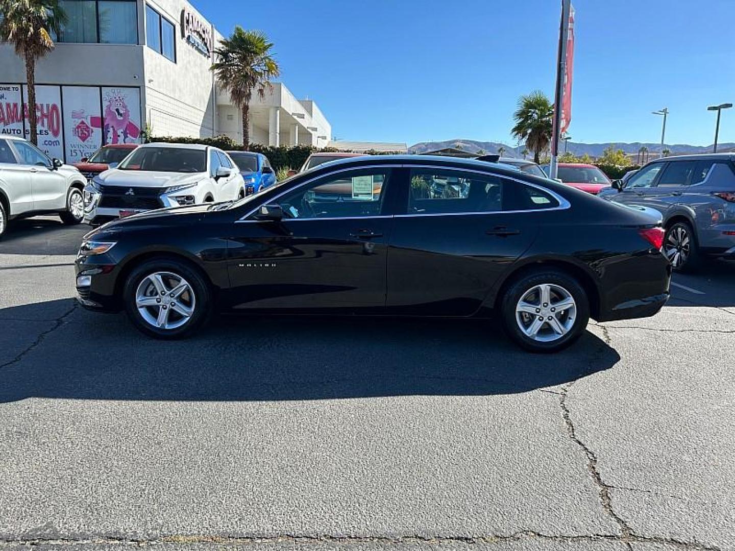 2024 BLACK Chevrolet Malibu (1G1ZD5ST5RF) with an 4-Cyl Turbo 1.5 Liter engine, Automatic CVT transmission, located at 412 Auto Vista Drive, Palmdale, 93551, (661) 945-0620, 34.592636, -118.136681 - Photo#4