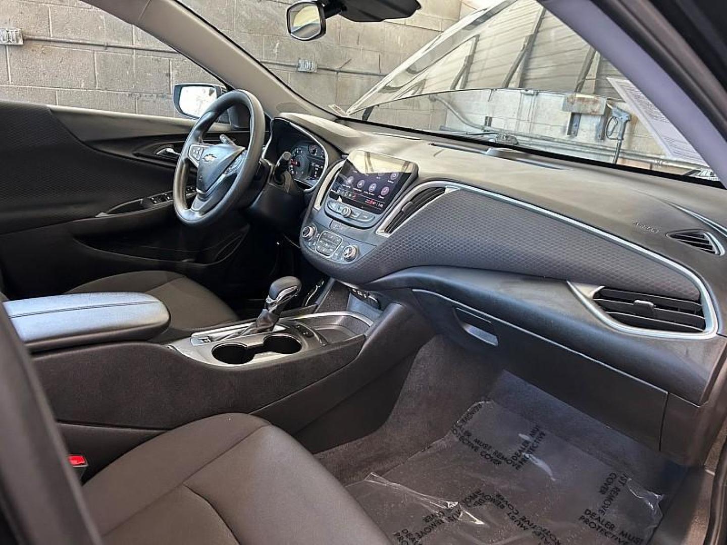 2024 BLACK Chevrolet Malibu (1G1ZD5ST5RF) with an 4-Cyl Turbo 1.5 Liter engine, Automatic CVT transmission, located at 412 Auto Vista Drive, Palmdale, 93551, (661) 945-0620, 34.592636, -118.136681 - Photo#30