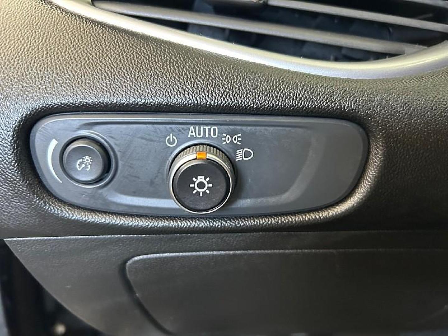 2024 BLACK Chevrolet Malibu (1G1ZD5ST5RF) with an 4-Cyl Turbo 1.5 Liter engine, Automatic CVT transmission, located at 412 Auto Vista Drive, Palmdale, 93551, (661) 945-0620, 34.592636, -118.136681 - Photo#31