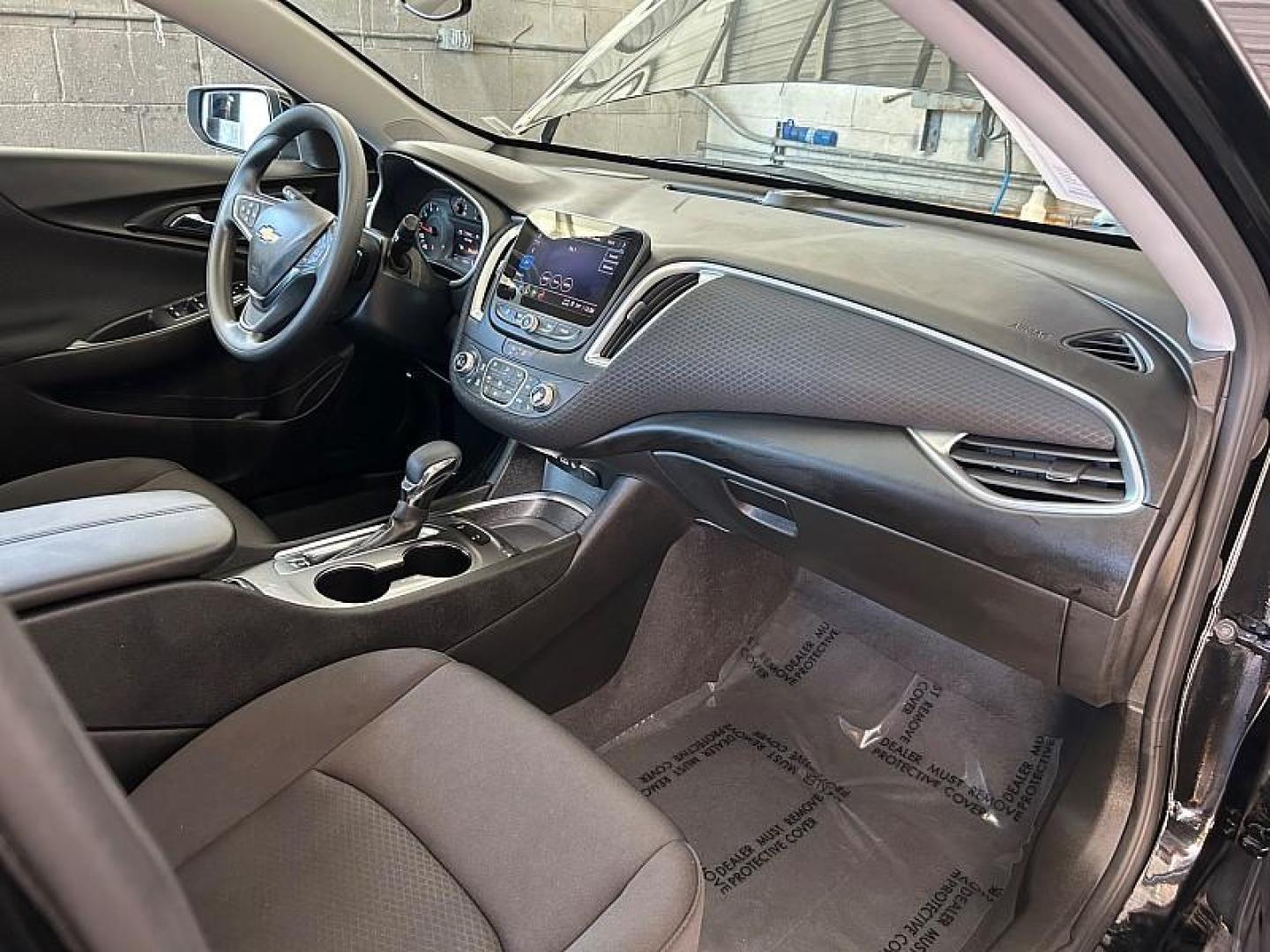 2024 BLACK Chevrolet Malibu (1G1ZD5ST2RF) with an 4-Cyl Turbo 1.5 Liter engine, Automatic CVT transmission, located at 412 Auto Vista Drive, Palmdale, 93551, (661) 945-0620, 34.592636, -118.136681 - Photo#29