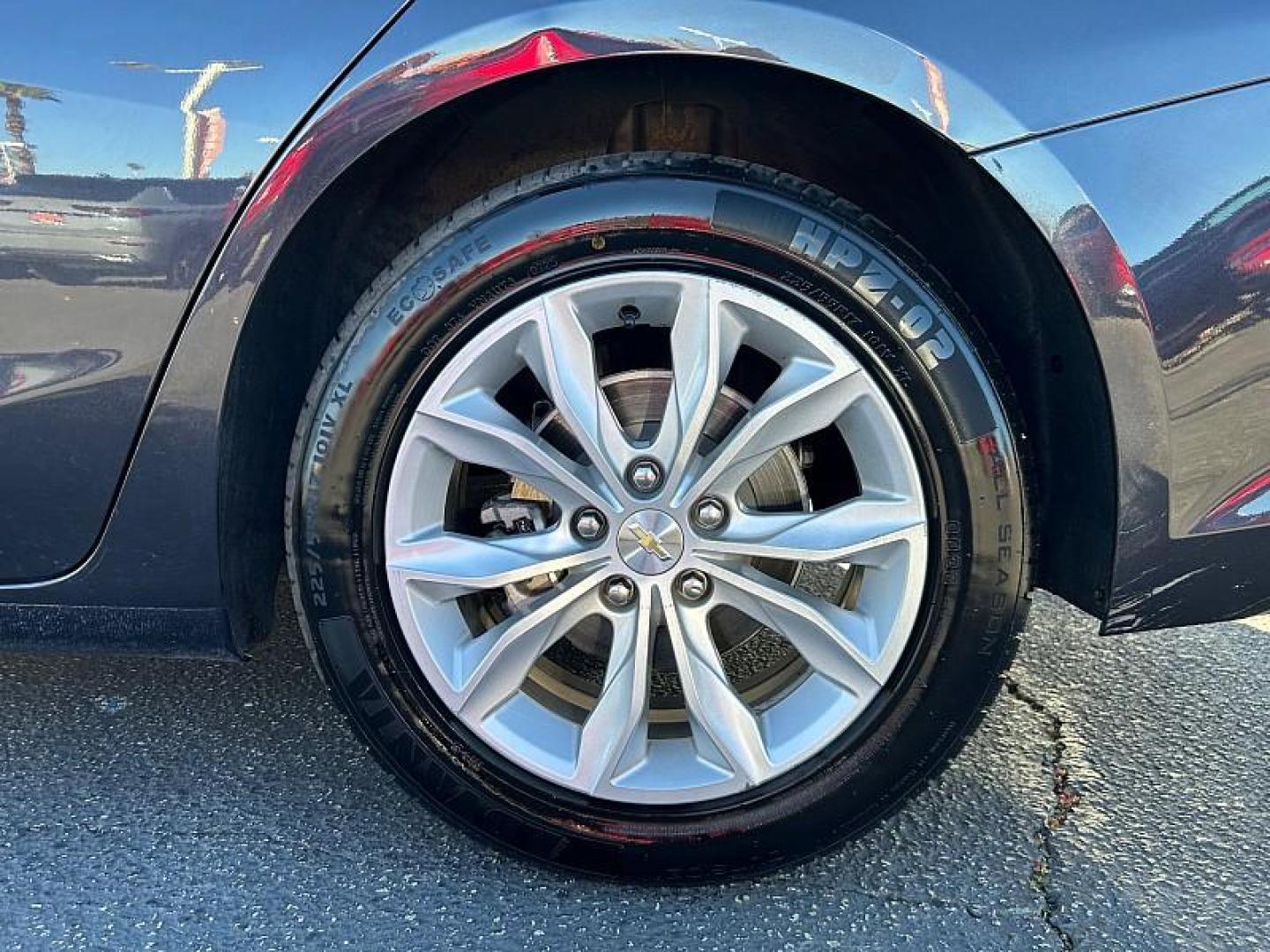 2024 GRAY Chevrolet Malibu (1G1ZD5ST3RF) with an 4-Cyl Turbo 1.5 Liter engine, Automatic CVT transmission, located at 412 Auto Vista Drive, Palmdale, 93551, (661) 945-0620, 34.592636, -118.136681- Photo#19