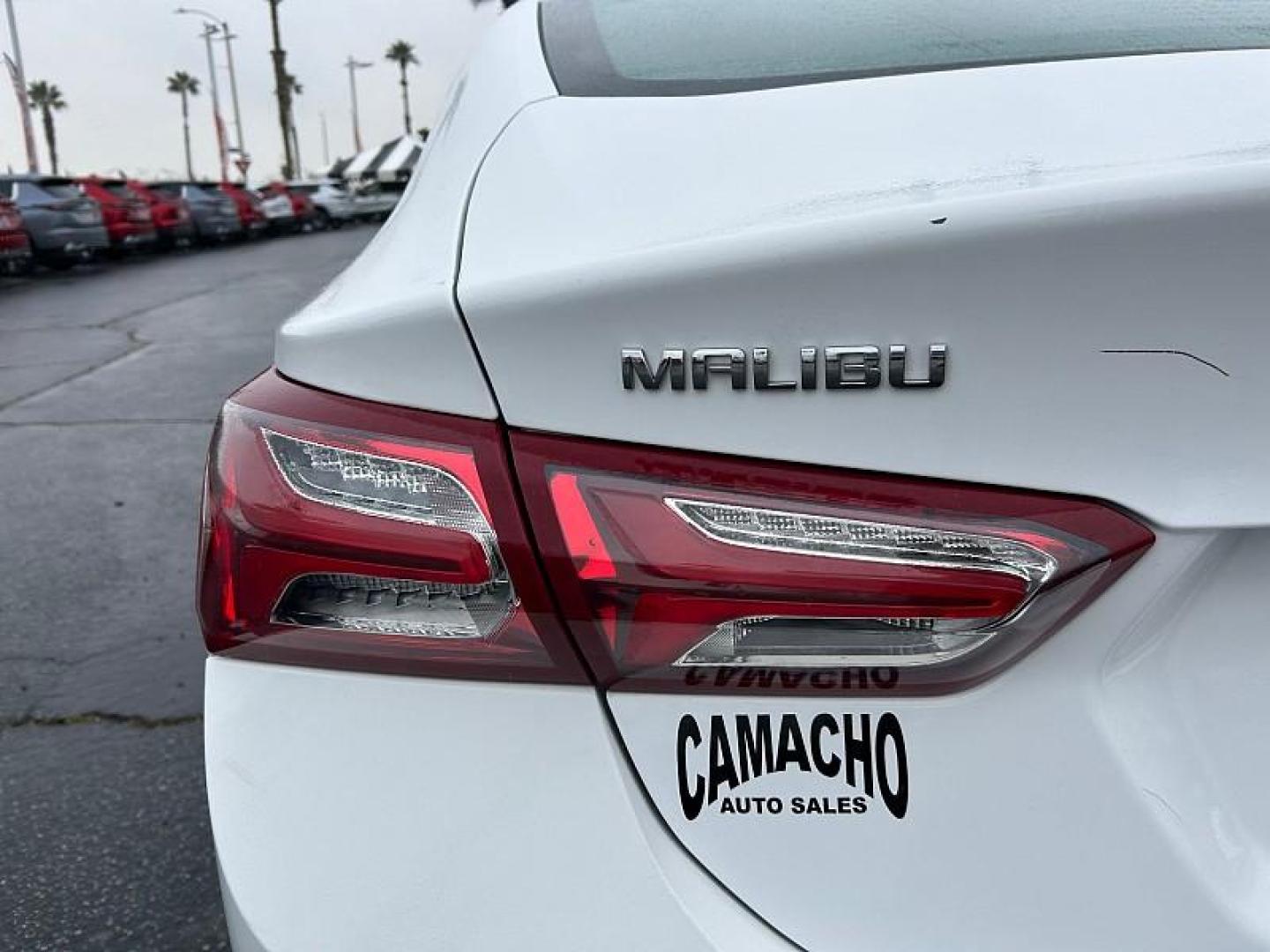 2024 WHITE Chevrolet Malibu (1G1ZE5ST0RF) with an 4-Cyl Turbo 1.5 Liter engine, Automatic CVT transmission, located at 412 Auto Vista Drive, Palmdale, 93551, (661) 945-0620, 34.592636, -118.136681- Photo#15