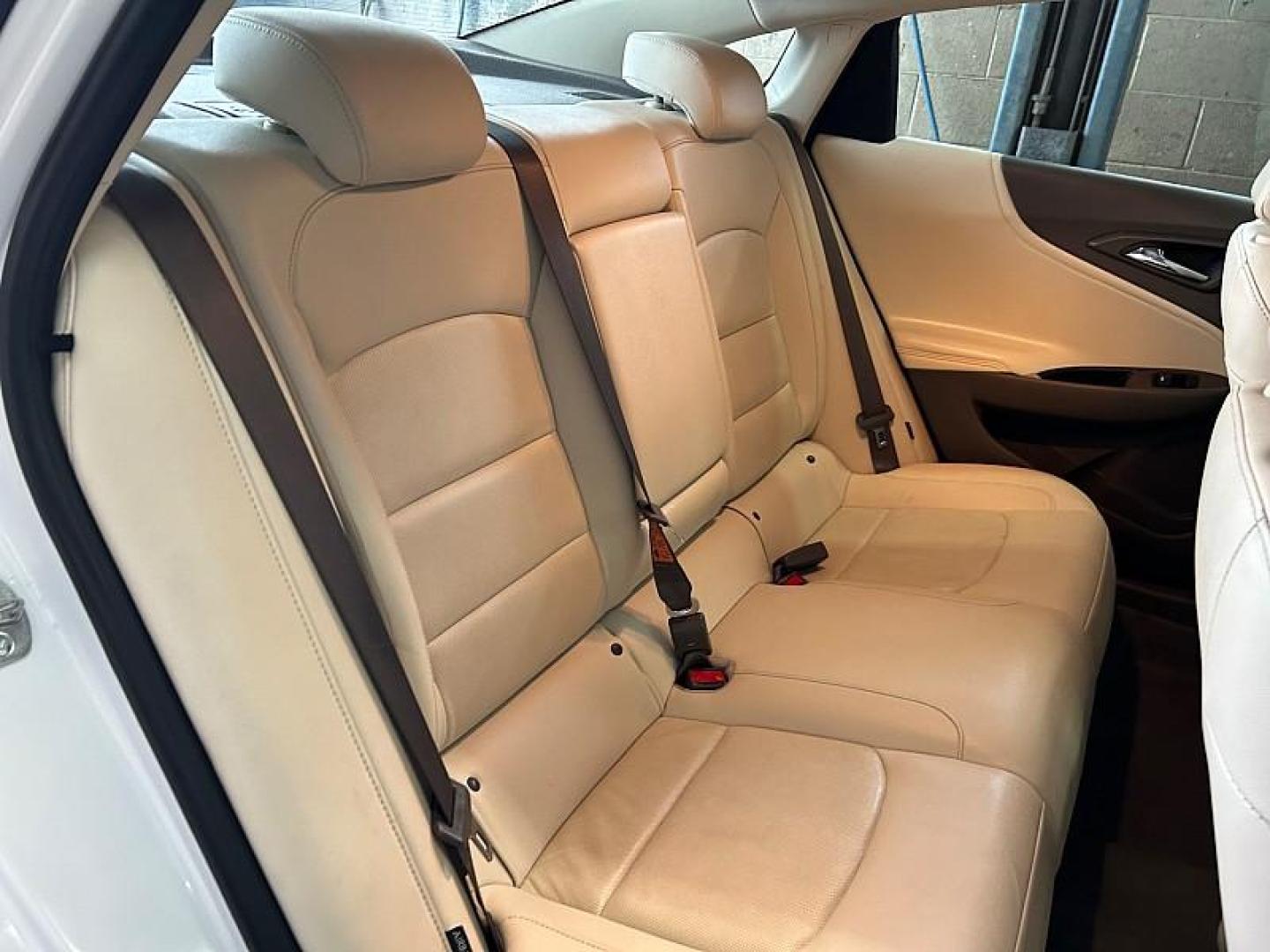 2024 WHITE Chevrolet Malibu (1G1ZE5ST0RF) with an 4-Cyl Turbo 1.5 Liter engine, Automatic CVT transmission, located at 412 Auto Vista Drive, Palmdale, 93551, (661) 945-0620, 34.592636, -118.136681- Photo#28