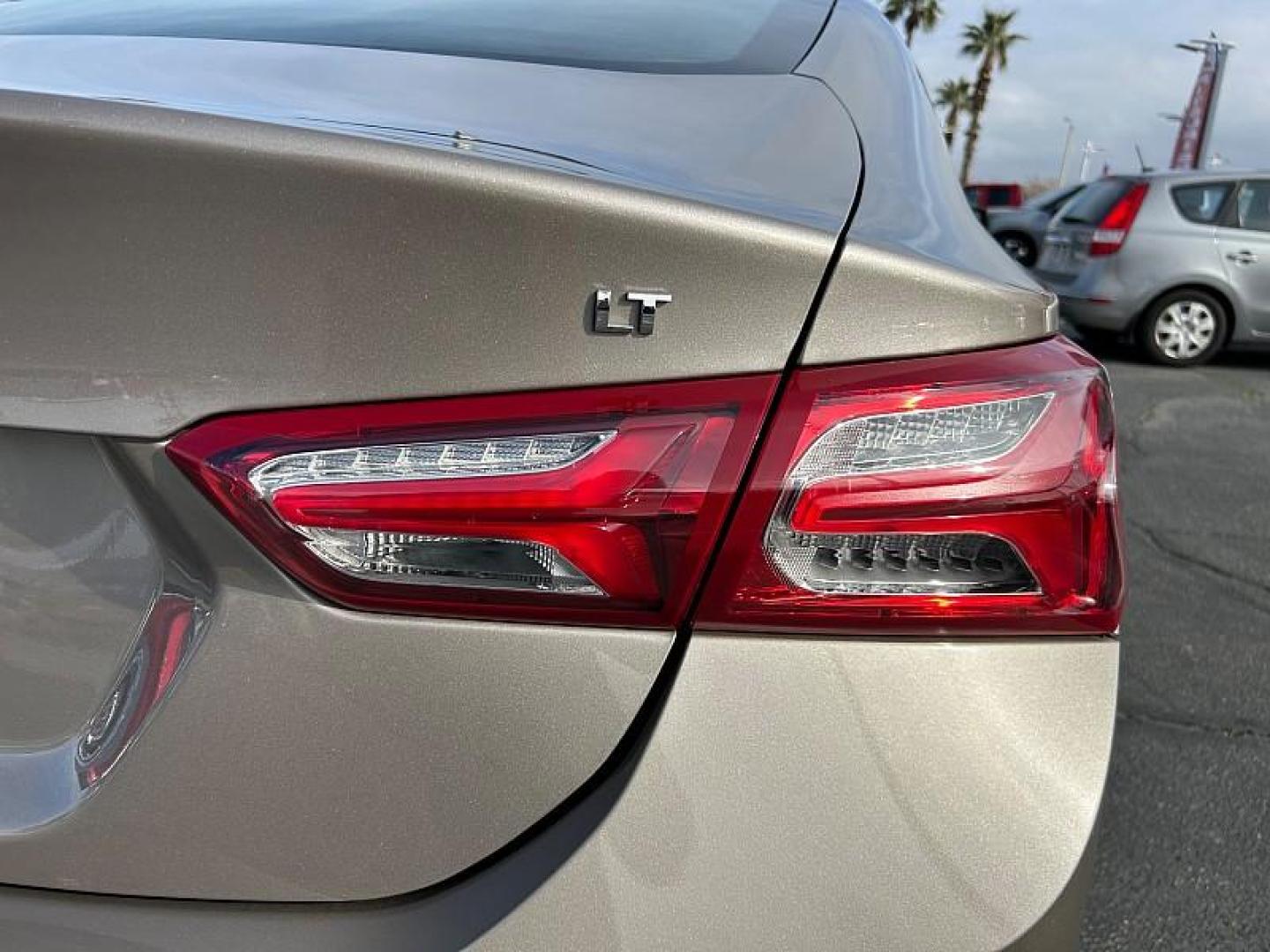 2024 GRAY Chevrolet Malibu (1G1ZE5ST9RF) with an 4-Cyl Turbo 1.5 Liter engine, Automatic CVT transmission, located at 412 Auto Vista Drive, Palmdale, 93551, (661) 945-0620, 34.592636, -118.136681 - Photo#12