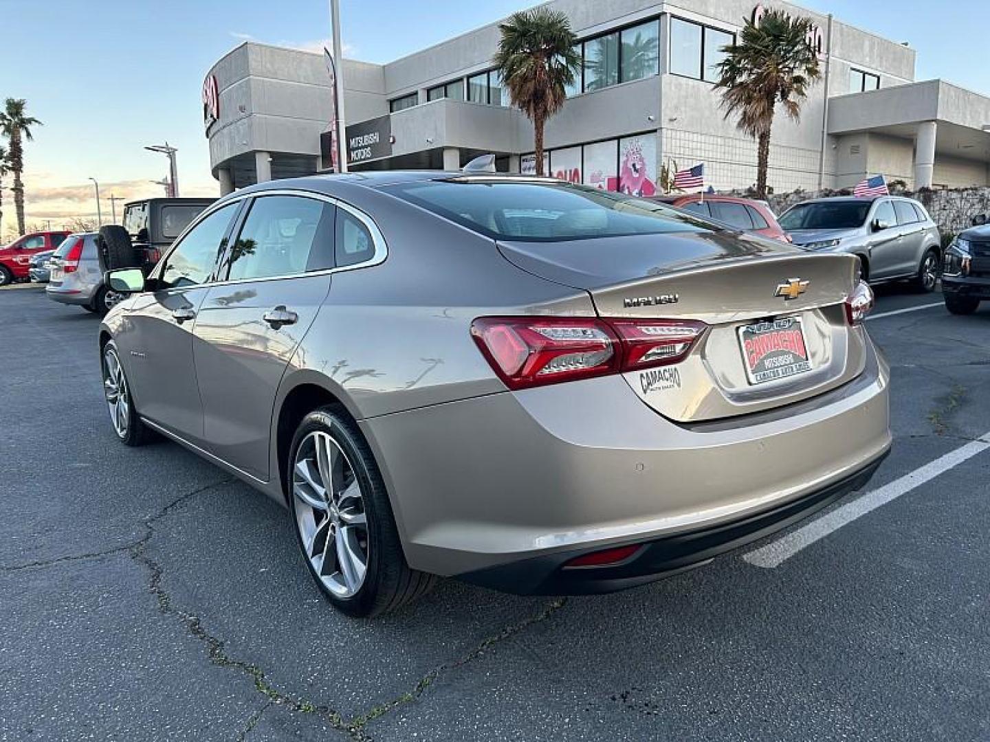 2024 GRAY Chevrolet Malibu (1G1ZE5ST8RF) with an 4-Cyl Turbo 1.5 Liter engine, Automatic CVT transmission, located at 412 Auto Vista Drive, Palmdale, 93551, (661) 945-0620, 34.592636, -118.136681 - Photo#2