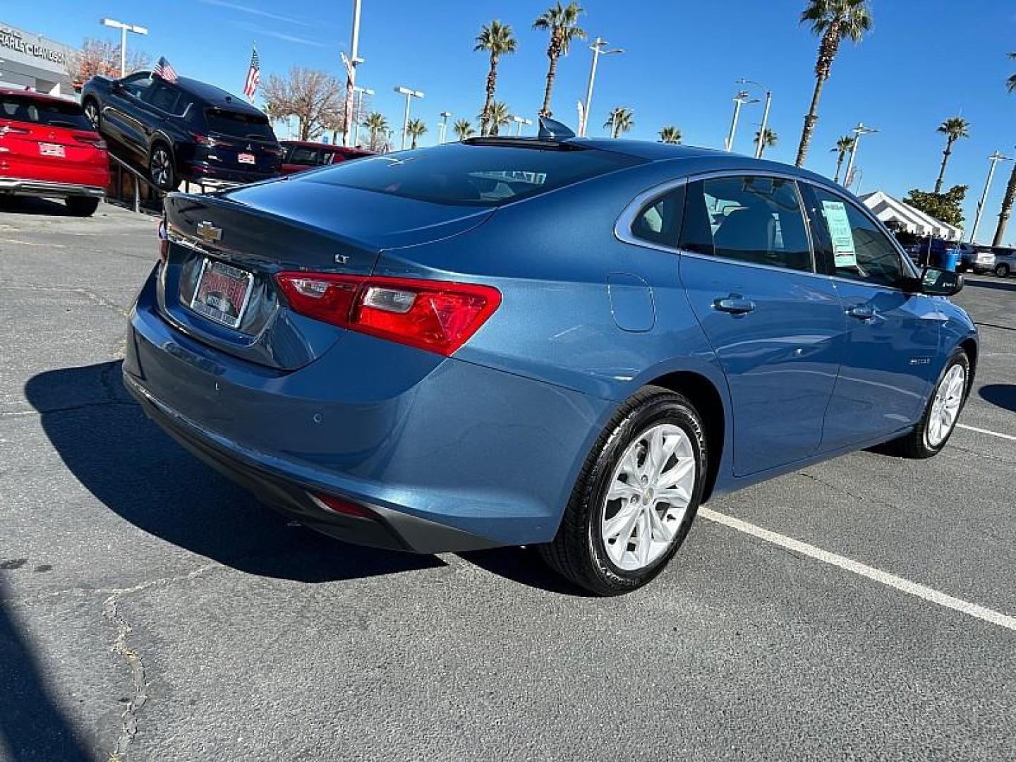 2024 BLUE Chevrolet Malibu (1G1ZD5ST8RF) with an 4-Cyl Turbo 1.5 Liter engine, Automatic CVT transmission, located at 412 Auto Vista Drive, Palmdale, 93551, (661) 945-0620, 34.592636, -118.136681- Photo#5