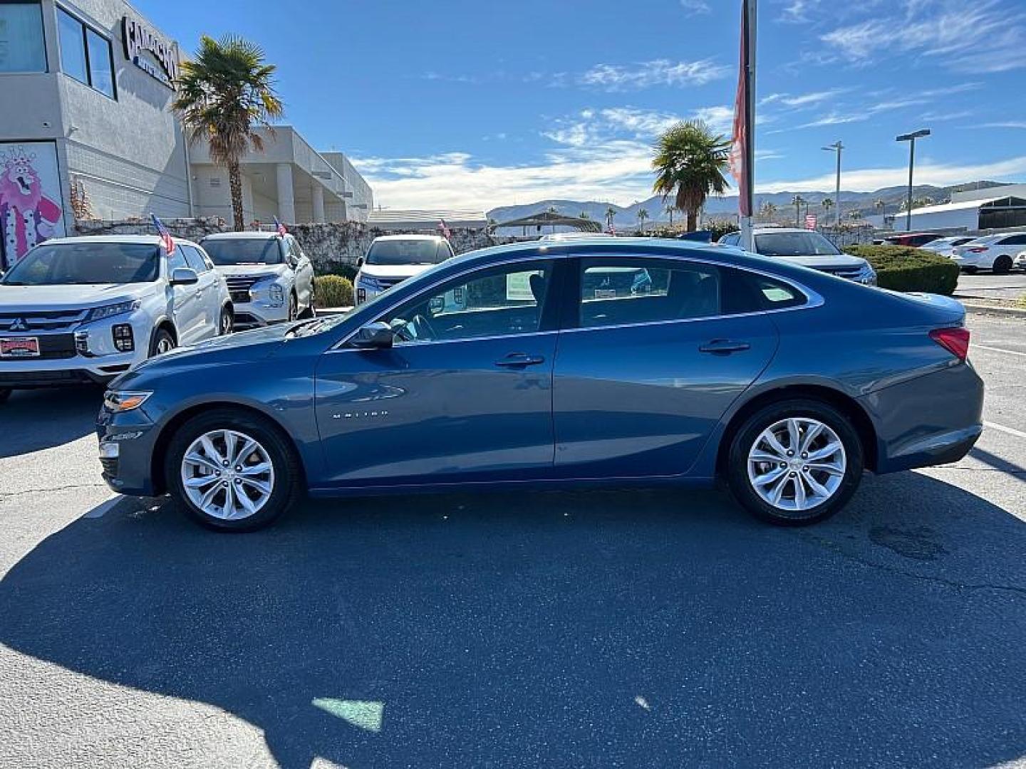 2024 BLUE Chevrolet Malibu (1G1ZD5ST8RF) with an 4-Cyl Turbo 1.5 Liter engine, Automatic CVT transmission, located at 412 Auto Vista Drive, Palmdale, 93551, (661) 945-0620, 34.592636, -118.136681- Photo#8