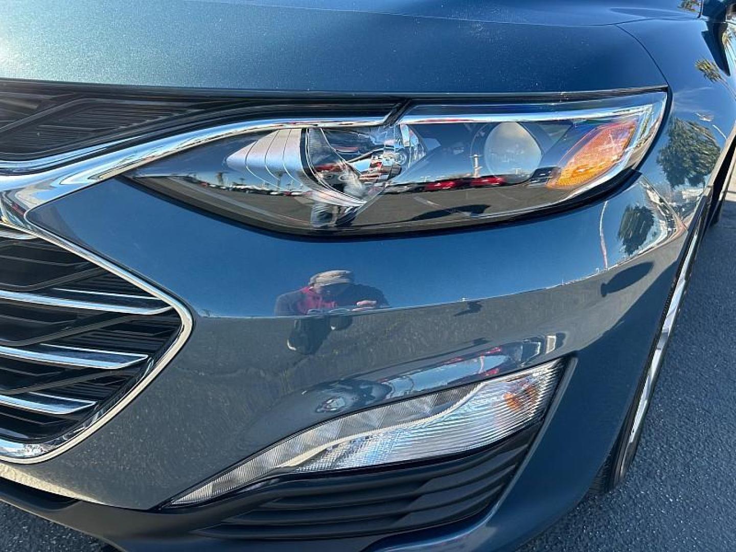 2024 BLUE Chevrolet Malibu (1G1ZD5ST8RF) with an 4-Cyl Turbo 1.5 Liter engine, Automatic CVT transmission, located at 412 Auto Vista Drive, Palmdale, 93551, (661) 945-0620, 34.592636, -118.136681- Photo#9