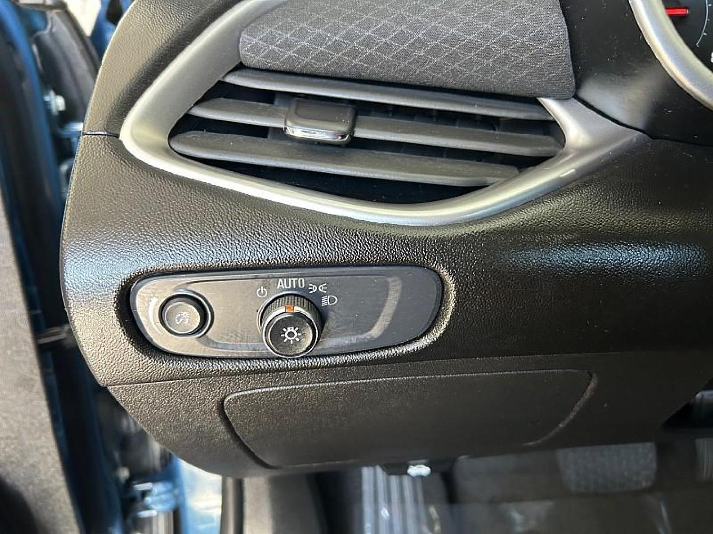 2024 BLUE Chevrolet Malibu (1G1ZD5ST8RF) with an 4-Cyl Turbo 1.5 Liter engine, Automatic CVT transmission, located at 412 Auto Vista Drive, Palmdale, 93551, (661) 945-0620, 34.592636, -118.136681- Photo#27