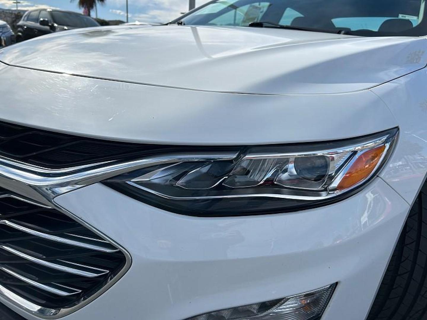 2024 WHITE Chevrolet Malibu (1G1ZE5ST2RF) with an 4-Cyl Turbo 1.5 Liter engine, Automatic CVT transmission, located at 412 Auto Vista Drive, Palmdale, 93551, (661) 945-0620, 34.592636, -118.136681 - Photo#8
