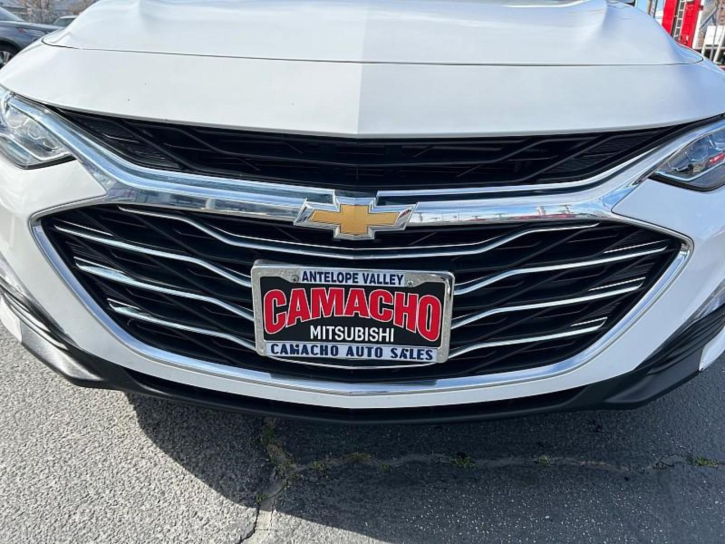 2024 WHITE Chevrolet Malibu (1G1ZE5ST2RF) with an 4-Cyl Turbo 1.5 Liter engine, Automatic CVT transmission, located at 412 Auto Vista Drive, Palmdale, 93551, (661) 945-0620, 34.592636, -118.136681 - Photo#9