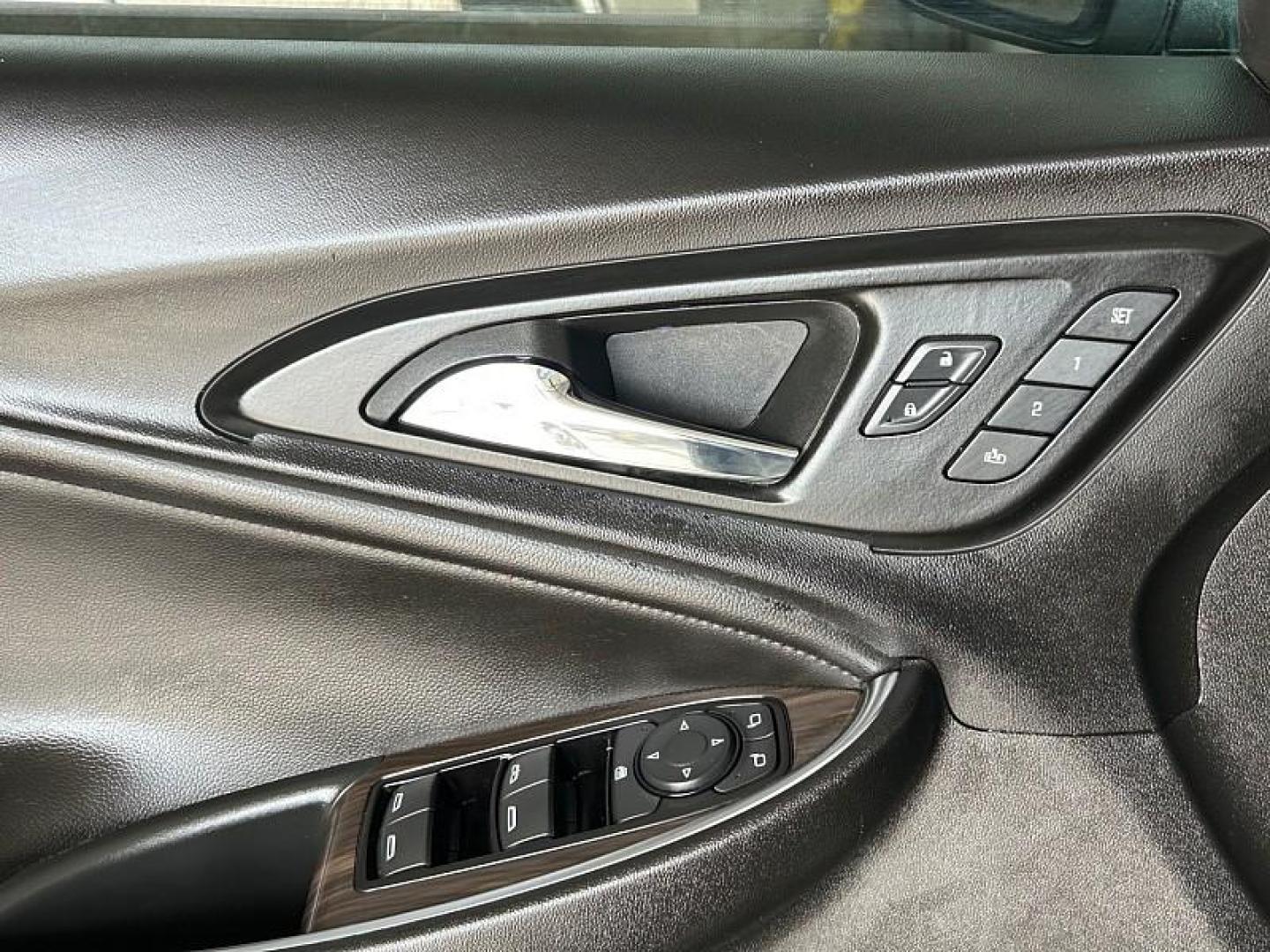 2024 WHITE Chevrolet Malibu (1G1ZE5ST2RF) with an 4-Cyl Turbo 1.5 Liter engine, Automatic CVT transmission, located at 412 Auto Vista Drive, Palmdale, 93551, (661) 945-0620, 34.592636, -118.136681 - Photo#26