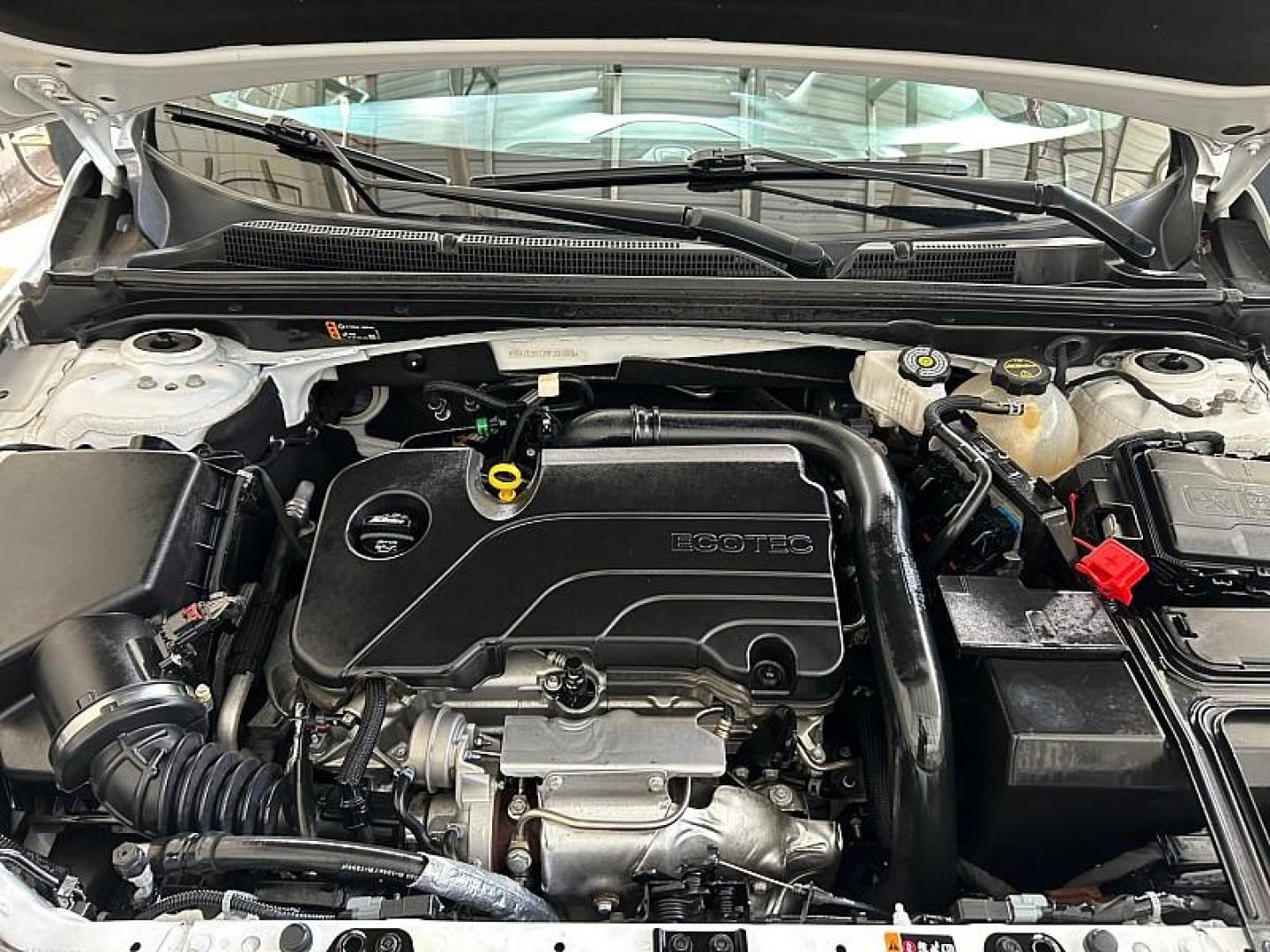 2024 WHITE Chevrolet Malibu (1G1ZE5ST2RF) with an 4-Cyl Turbo 1.5 Liter engine, Automatic CVT transmission, located at 412 Auto Vista Drive, Palmdale, 93551, (661) 945-0620, 34.592636, -118.136681 - Photo#30