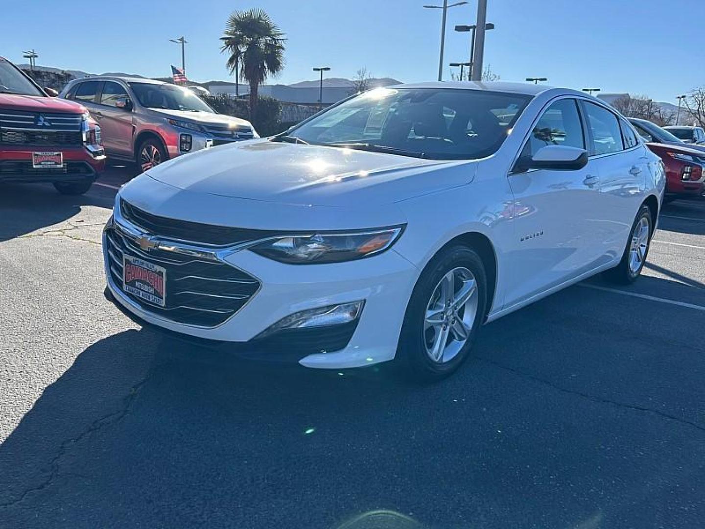 2024 WHITE Chevrolet Malibu (1G1ZD5ST9RF) with an 4-Cyl Turbo 1.5 Liter engine, Automatic CVT transmission, located at 412 Auto Vista Drive, Palmdale, 93551, (661) 945-0620, 34.592636, -118.136681 - Photo#22