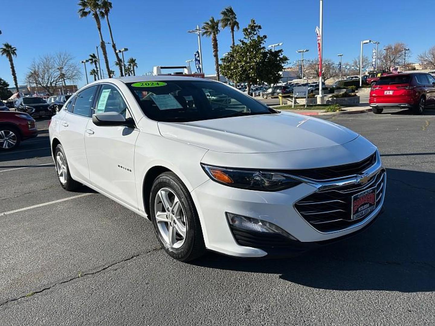 2024 WHITE Chevrolet Malibu (1G1ZD5ST9RF) with an 4-Cyl Turbo 1.5 Liter engine, Automatic CVT transmission, located at 412 Auto Vista Drive, Palmdale, 93551, (661) 945-0620, 34.592636, -118.136681 - Photo#28