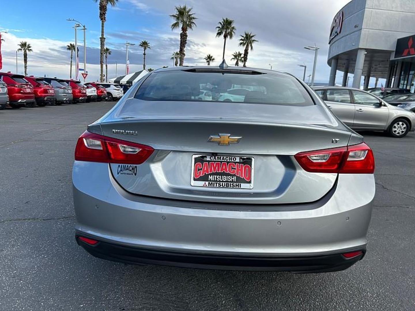 2024 GRAY Chevrolet Malibu (1G1ZD5ST8RF) with an 4-Cyl Turbo 1.5 Liter engine, Automatic CVT transmission, located at 412 Auto Vista Drive, Palmdale, 93551, (661) 945-0620, 34.592636, -118.136681 - Photo#3