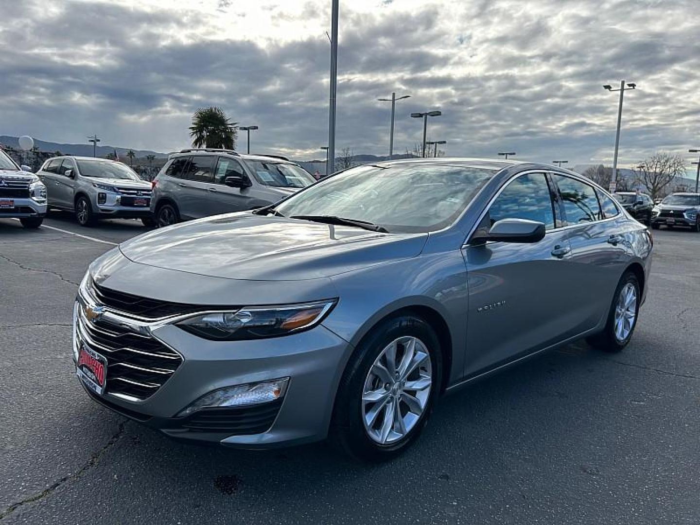 2024 GRAY Chevrolet Malibu (1G1ZD5ST8RF) with an 4-Cyl Turbo 1.5 Liter engine, Automatic CVT transmission, located at 412 Auto Vista Drive, Palmdale, 93551, (661) 945-0620, 34.592636, -118.136681 - Photo#6