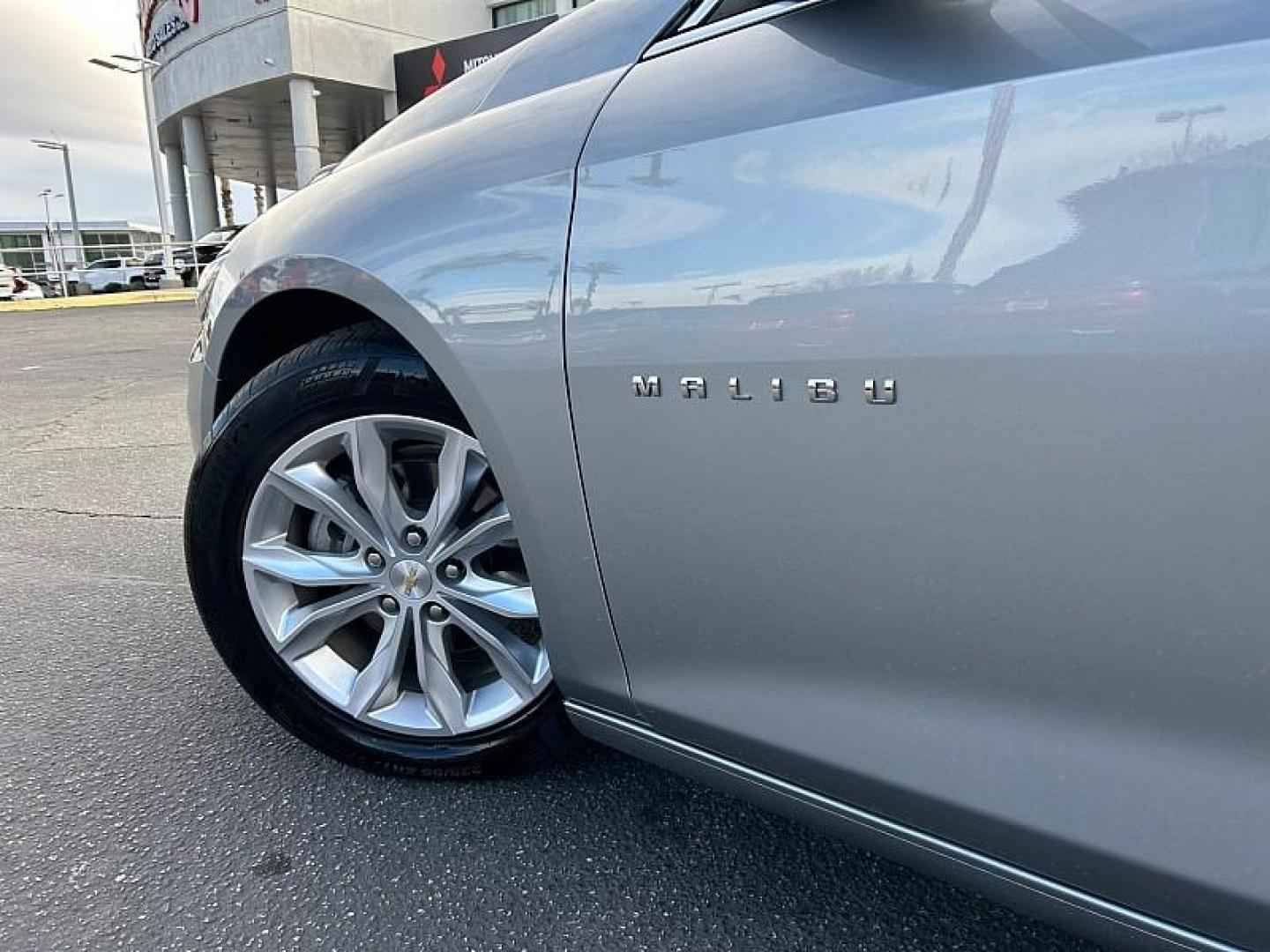 2024 GRAY Chevrolet Malibu (1G1ZD5ST8RF) with an 4-Cyl Turbo 1.5 Liter engine, Automatic CVT transmission, located at 412 Auto Vista Drive, Palmdale, 93551, (661) 945-0620, 34.592636, -118.136681 - Photo#8