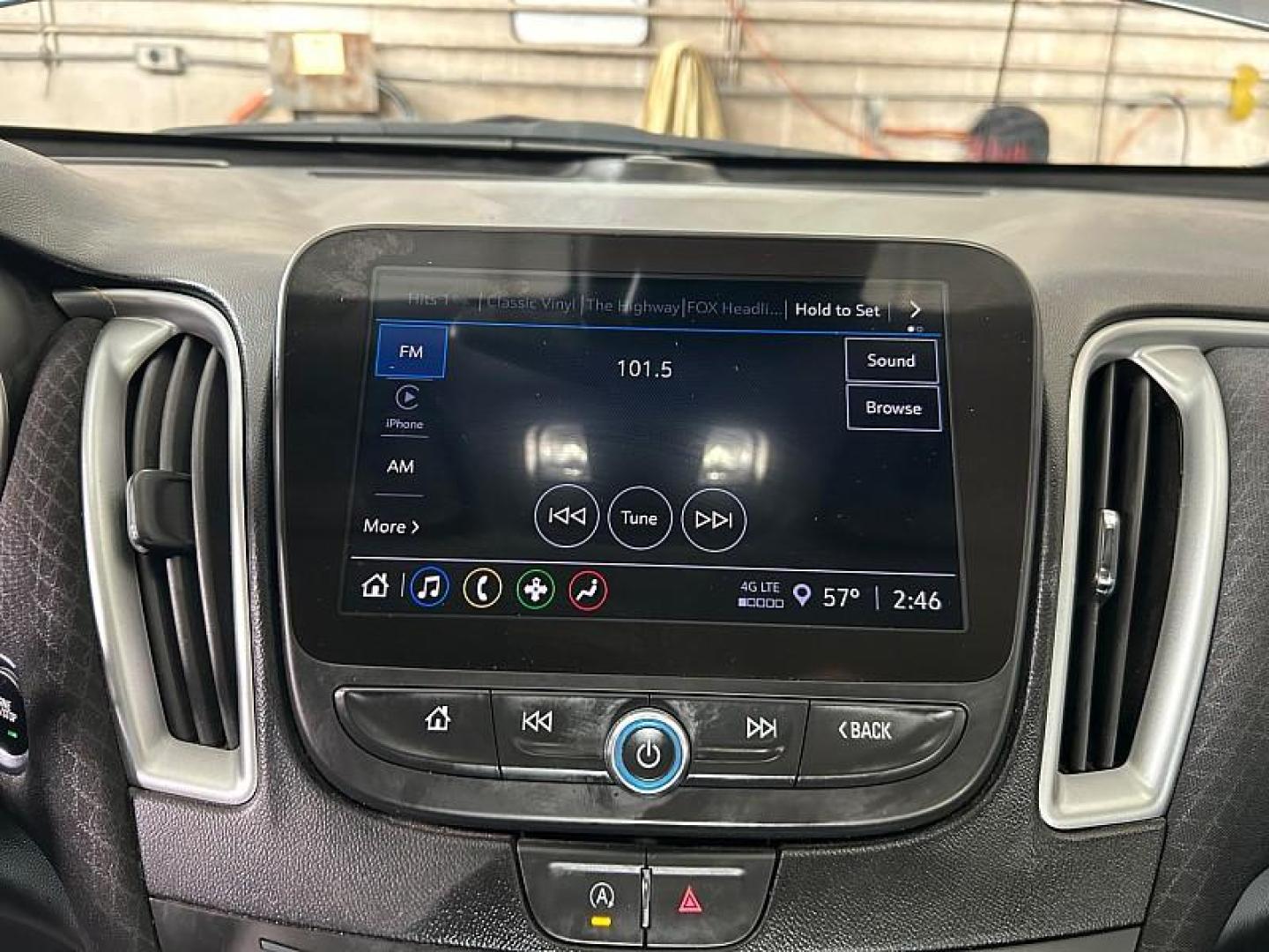 2024 GRAY Chevrolet Malibu (1G1ZD5ST8RF) with an 4-Cyl Turbo 1.5 Liter engine, Automatic CVT transmission, located at 412 Auto Vista Drive, Palmdale, 93551, (661) 945-0620, 34.592636, -118.136681 - Photo#19