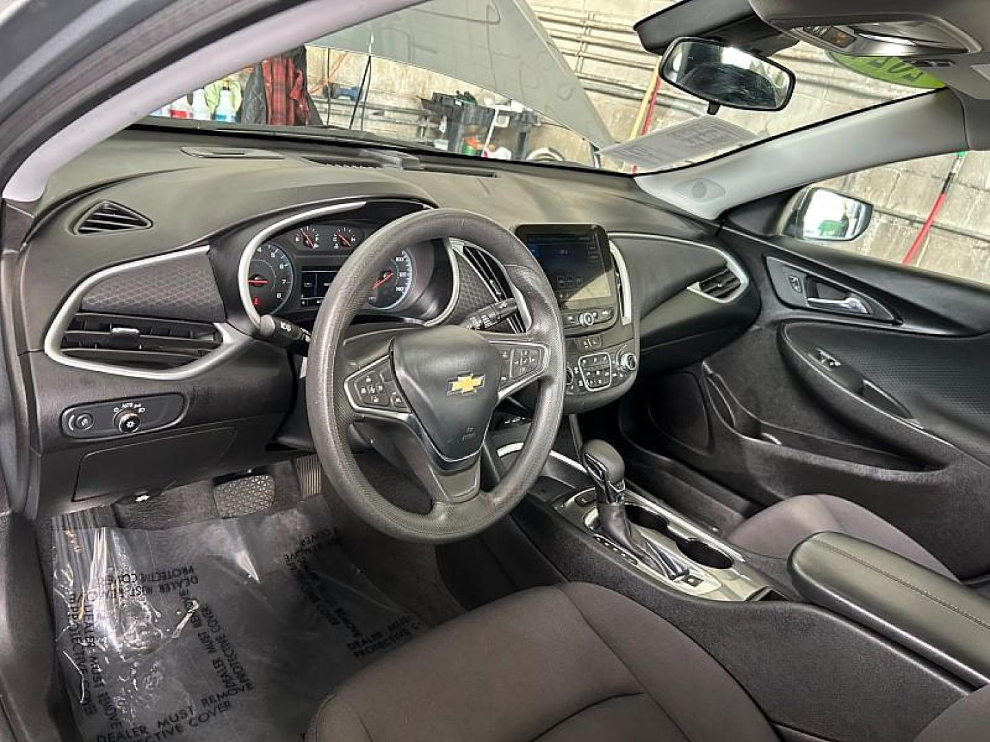 2024 GRAY Chevrolet Malibu (1G1ZD5ST8RF) with an 4-Cyl Turbo 1.5 Liter engine, Automatic CVT transmission, located at 412 Auto Vista Drive, Palmdale, 93551, (661) 945-0620, 34.592636, -118.136681 - Photo#22