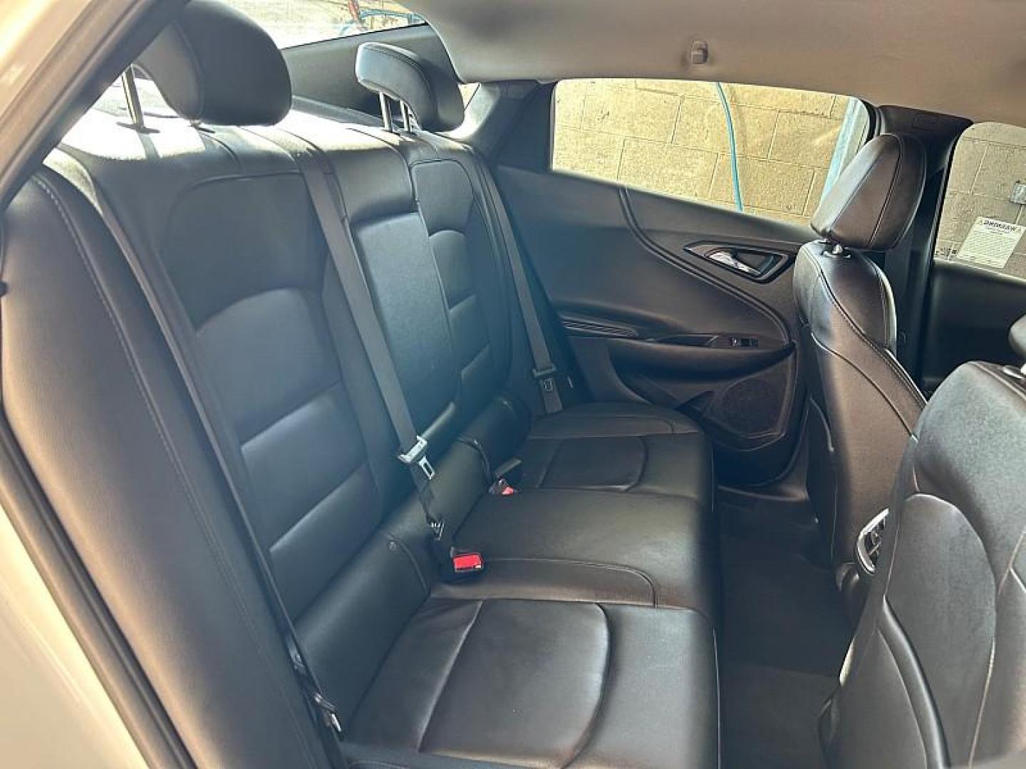 2024 WHITE Chevrolet Malibu (1G1ZE5ST4RF) with an 4-Cyl Turbo 1.5 Liter engine, Automatic CVT transmission, located at 412 Auto Vista Drive, Palmdale, 93551, (661) 945-0620, 34.592636, -118.136681 - Photo#27