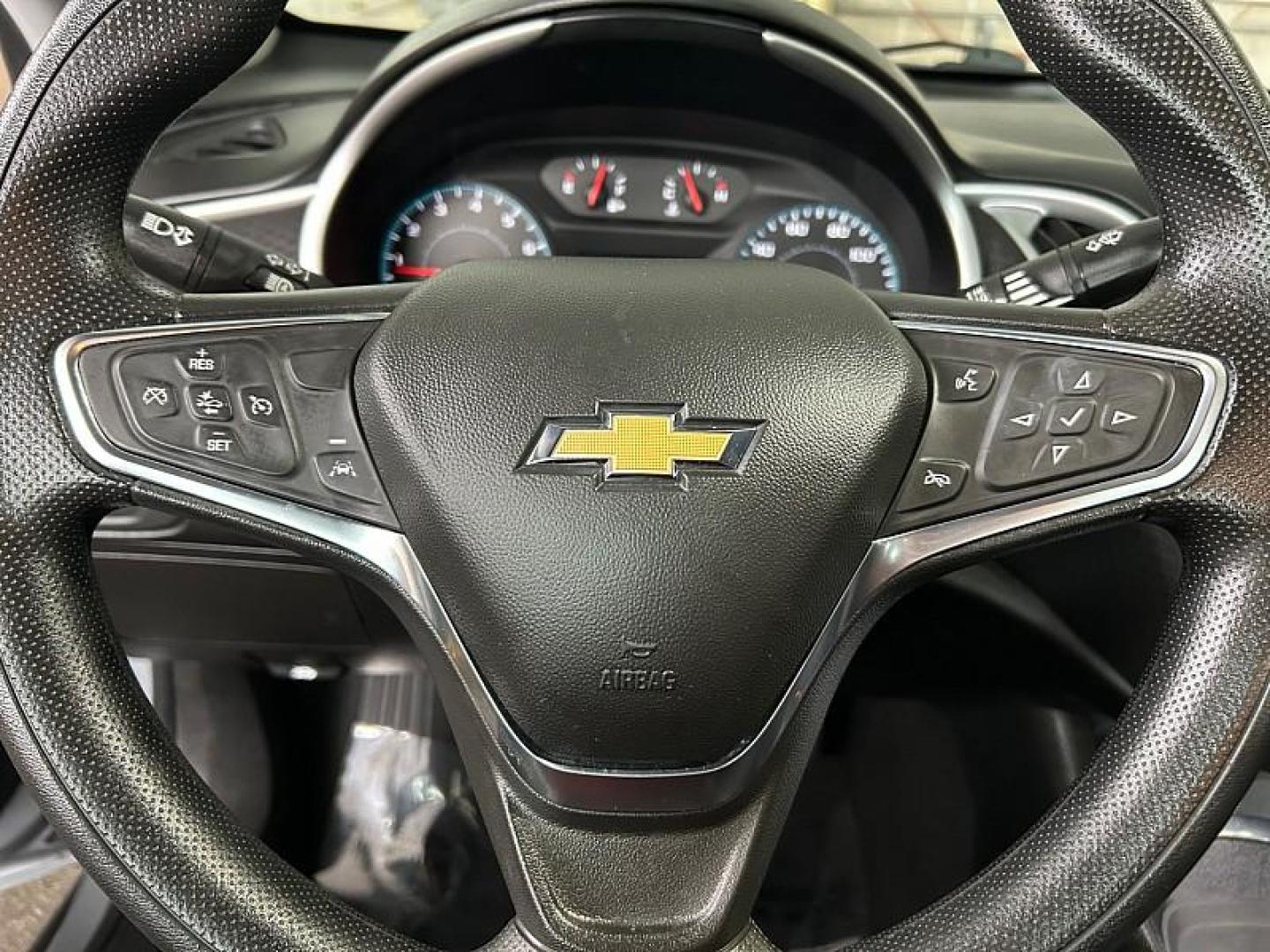 2024 GRAY Chevrolet Malibu (1G1ZD5ST6RF) with an 4-Cyl Turbo 1.5 Liter engine, Automatic CVT transmission, located at 412 Auto Vista Drive, Palmdale, 93551, (661) 945-0620, 34.592636, -118.136681 - Photo#15