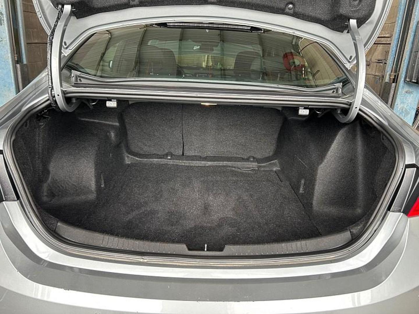 2024 GRAY Chevrolet Malibu (1G1ZD5ST6RF) with an 4-Cyl Turbo 1.5 Liter engine, Automatic CVT transmission, located at 412 Auto Vista Drive, Palmdale, 93551, (661) 945-0620, 34.592636, -118.136681 - Photo#19