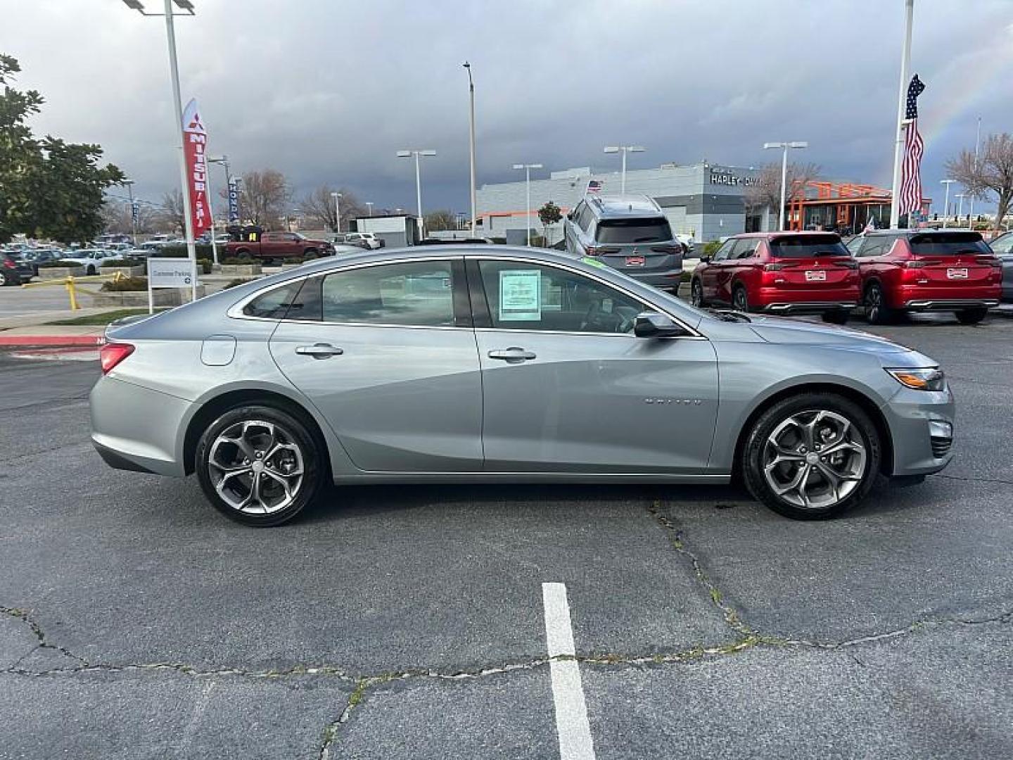 2024 GRAY Chevrolet Malibu (1G1ZD5ST4RF) with an 4-Cyl Turbo 1.5 Liter engine, Automatic CVT transmission, located at 412 Auto Vista Drive, Palmdale, 93551, (661) 945-0620, 34.592636, -118.136681 - Photo#10