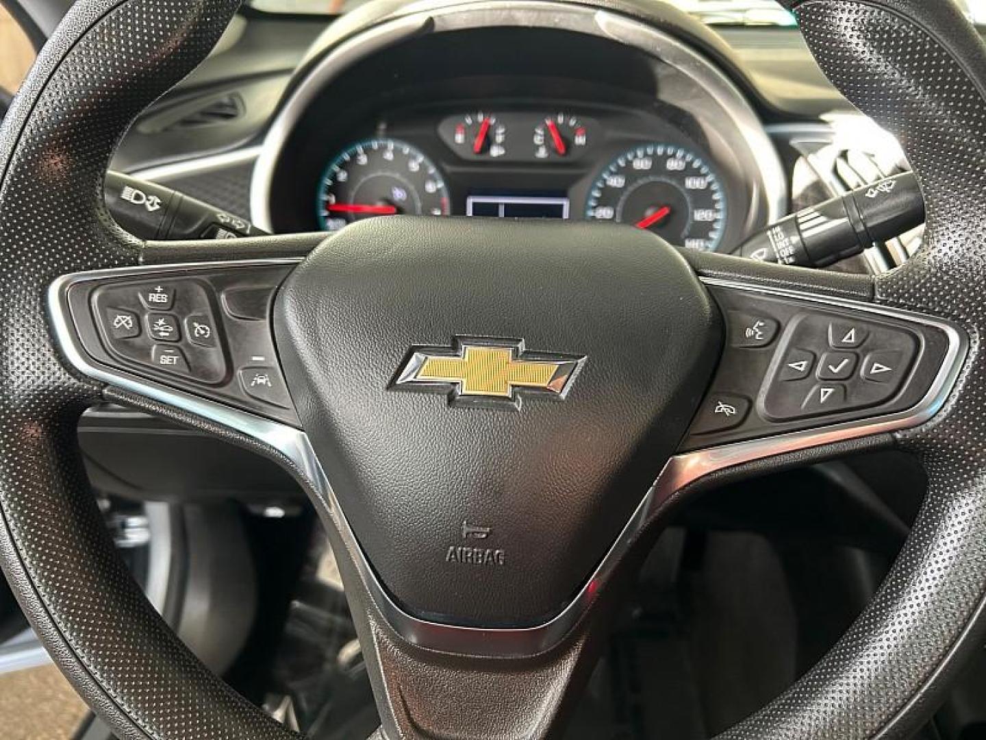 2024 GRAY Chevrolet Malibu (1G1ZD5ST4RF) with an 4-Cyl Turbo 1.5 Liter engine, Automatic CVT transmission, located at 412 Auto Vista Drive, Palmdale, 93551, (661) 945-0620, 34.592636, -118.136681 - Photo#27