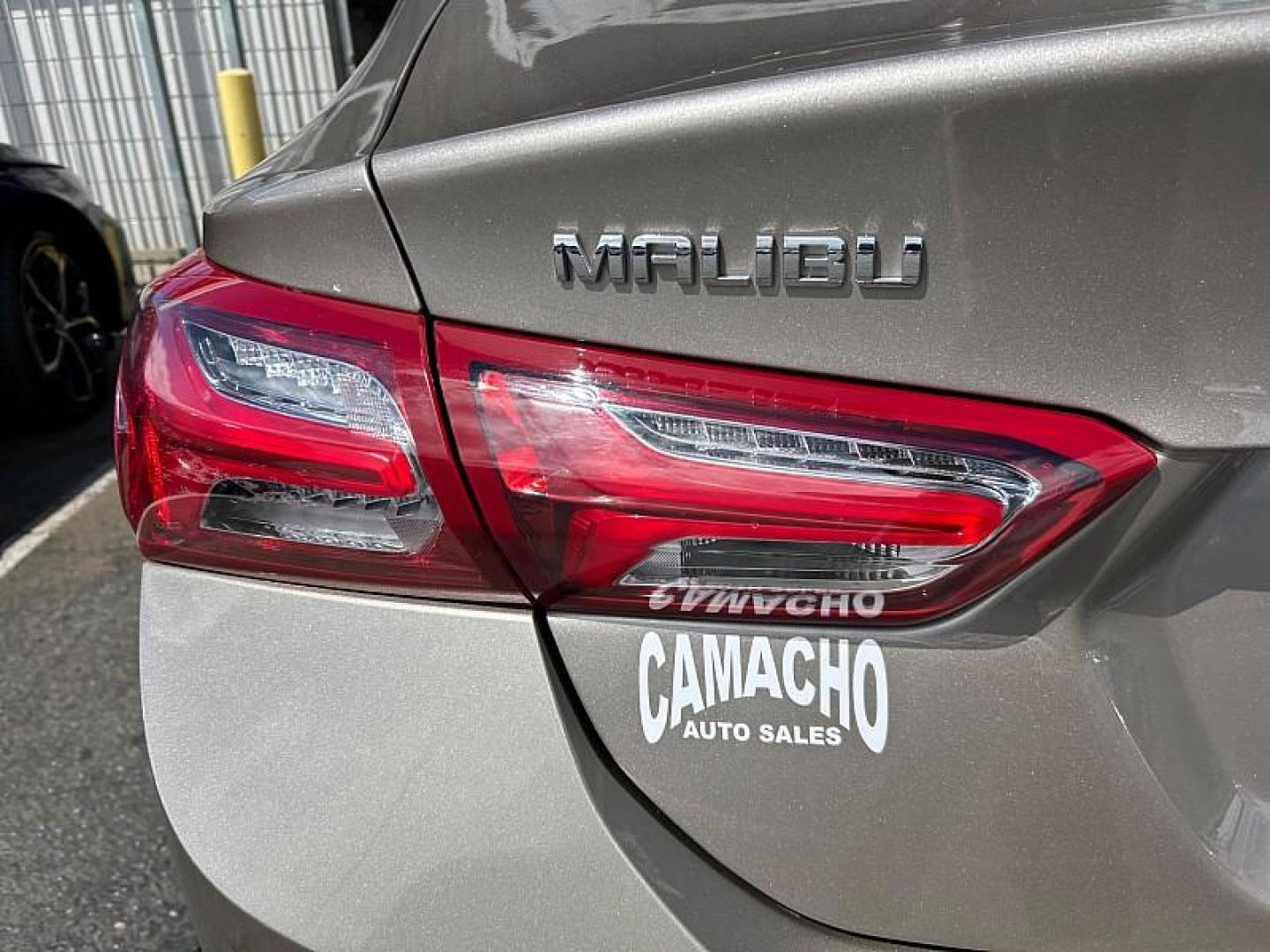 2024 GRAY Chevrolet Malibu (1G1ZE5ST6RF) with an 4-Cyl Turbo 1.5 Liter engine, Automatic CVT transmission, located at 412 Auto Vista Drive, Palmdale, 93551, (661) 945-0620, 34.592636, -118.136681 - Photo#11