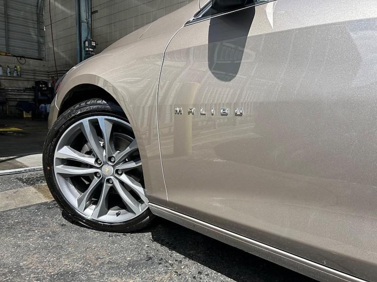 2024 GRAY Chevrolet Malibu (1G1ZE5ST6RF) with an 4-Cyl Turbo 1.5 Liter engine, Automatic CVT transmission, located at 412 Auto Vista Drive, Palmdale, 93551, (661) 945-0620, 34.592636, -118.136681 - Photo#12