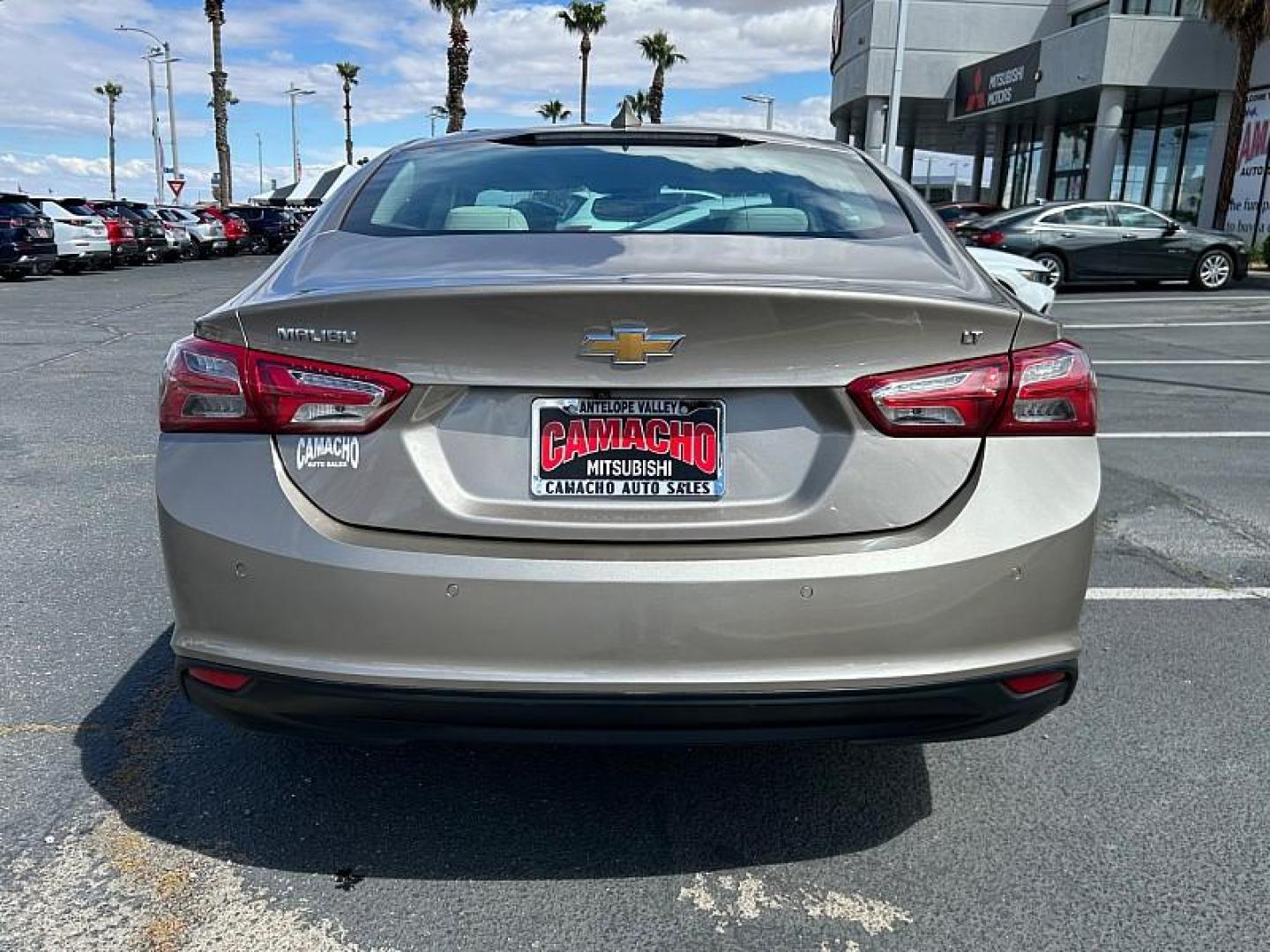 2024 GRAY Chevrolet Malibu (1G1ZE5ST6RF) with an 4-Cyl Turbo 1.5 Liter engine, Automatic CVT transmission, located at 412 Auto Vista Drive, Palmdale, 93551, (661) 945-0620, 34.592636, -118.136681 - Photo#6