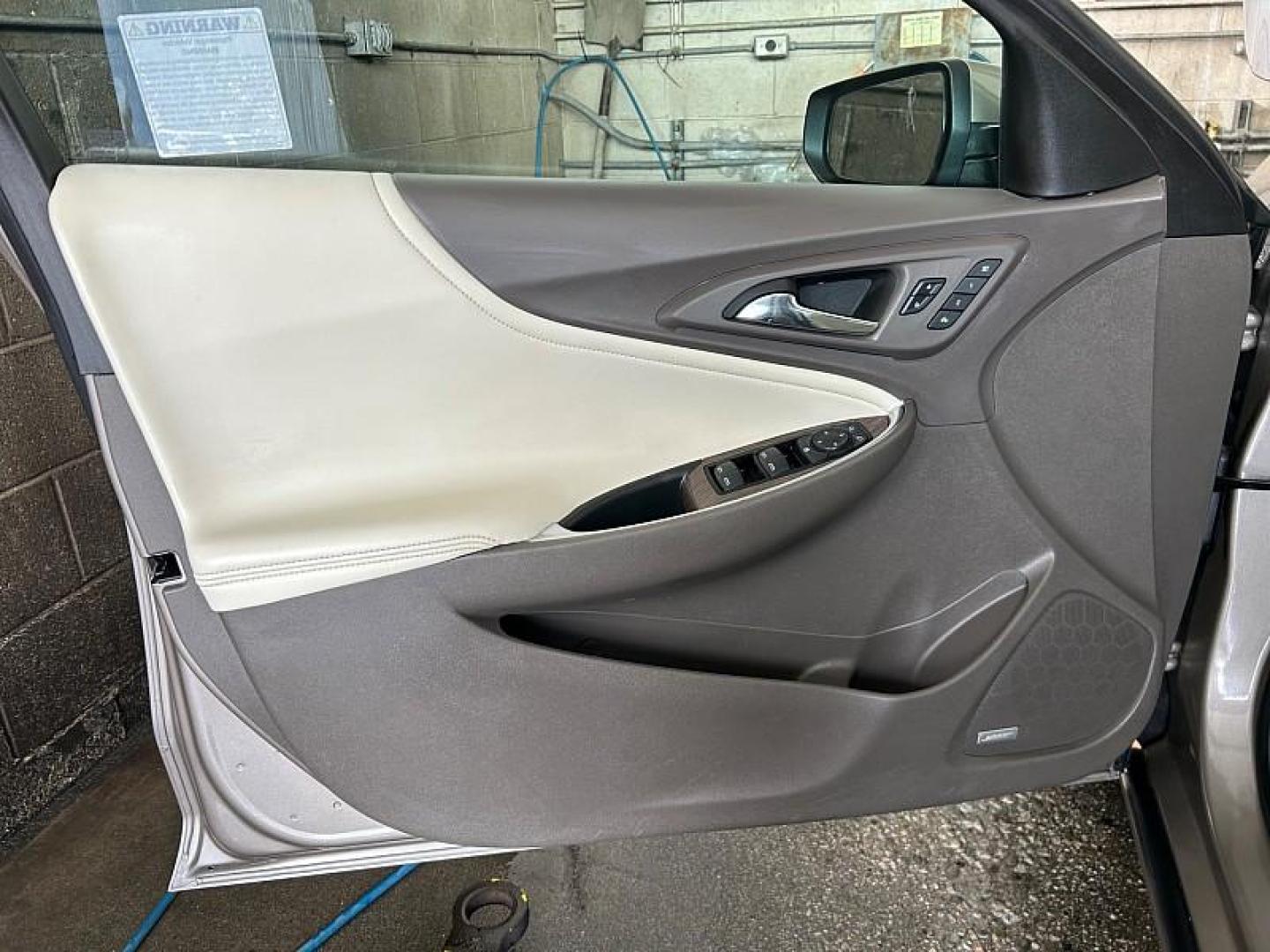 2024 GRAY Chevrolet Malibu (1G1ZE5ST6RF) with an 4-Cyl Turbo 1.5 Liter engine, Automatic CVT transmission, located at 412 Auto Vista Drive, Palmdale, 93551, (661) 945-0620, 34.592636, -118.136681 - Photo#17