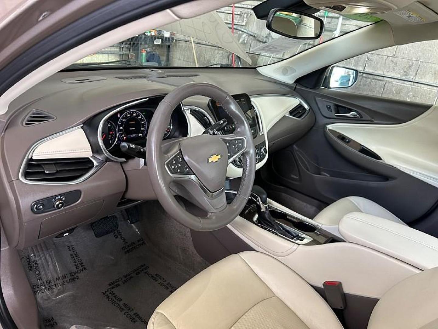 2024 GRAY Chevrolet Malibu (1G1ZE5ST6RF) with an 4-Cyl Turbo 1.5 Liter engine, Automatic CVT transmission, located at 412 Auto Vista Drive, Palmdale, 93551, (661) 945-0620, 34.592636, -118.136681 - Photo#18
